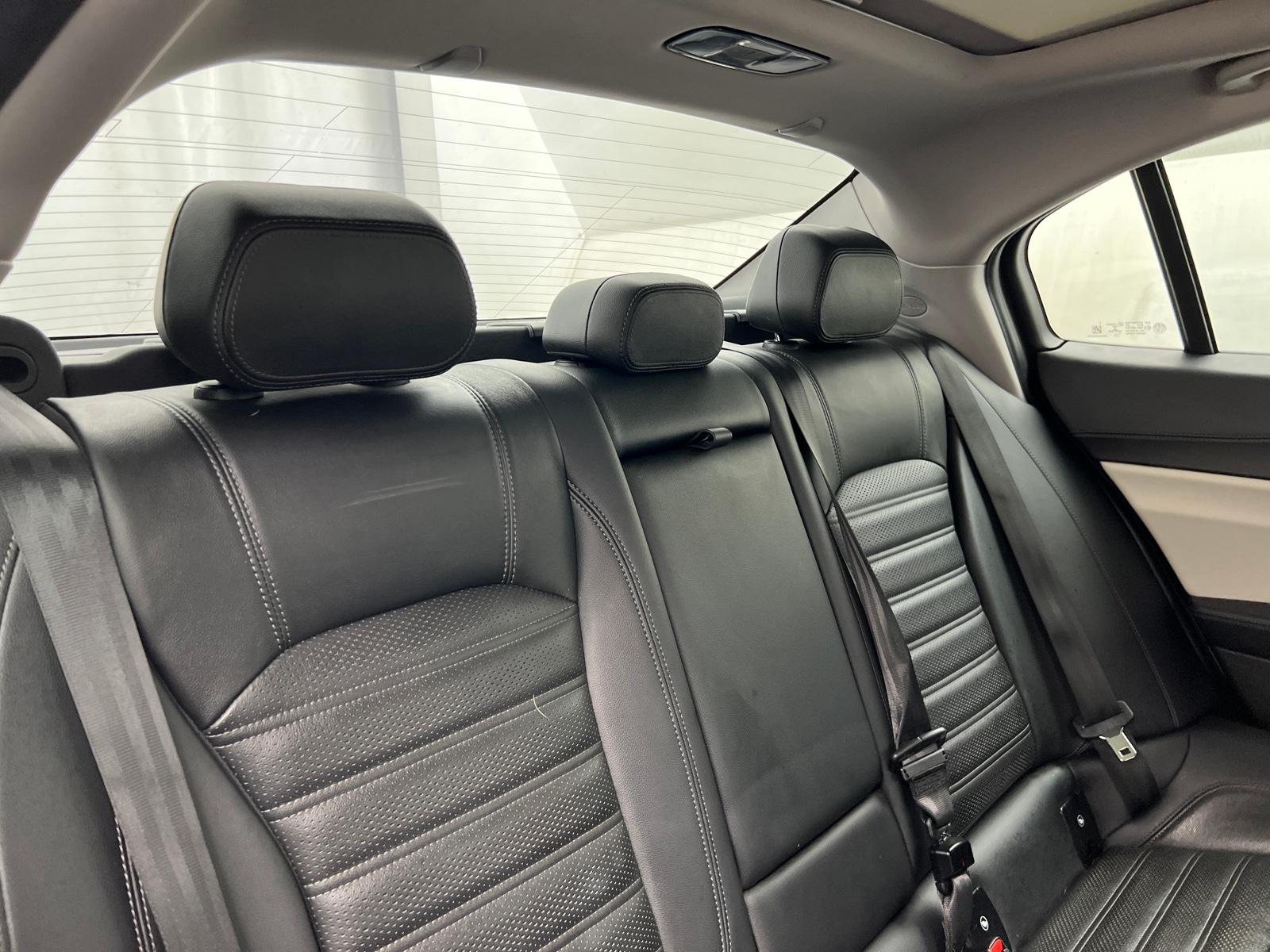 Thumbnail: 2018 Alfa Romeo Giulia - 5