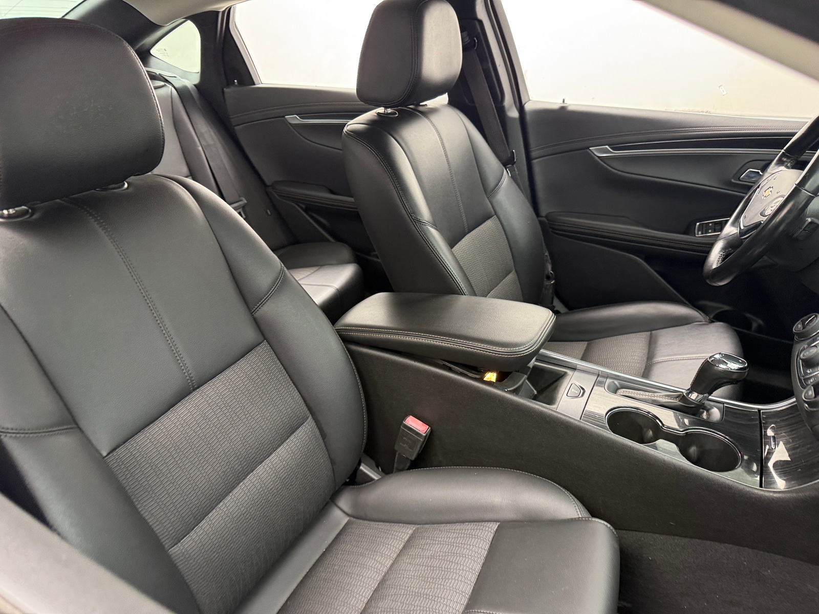 Thumbnail: 2017 Chevrolet Impala - 2