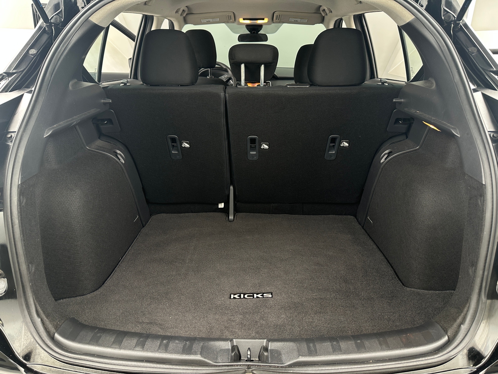 Thumbnail: 2024 Nissan Kicks - 7