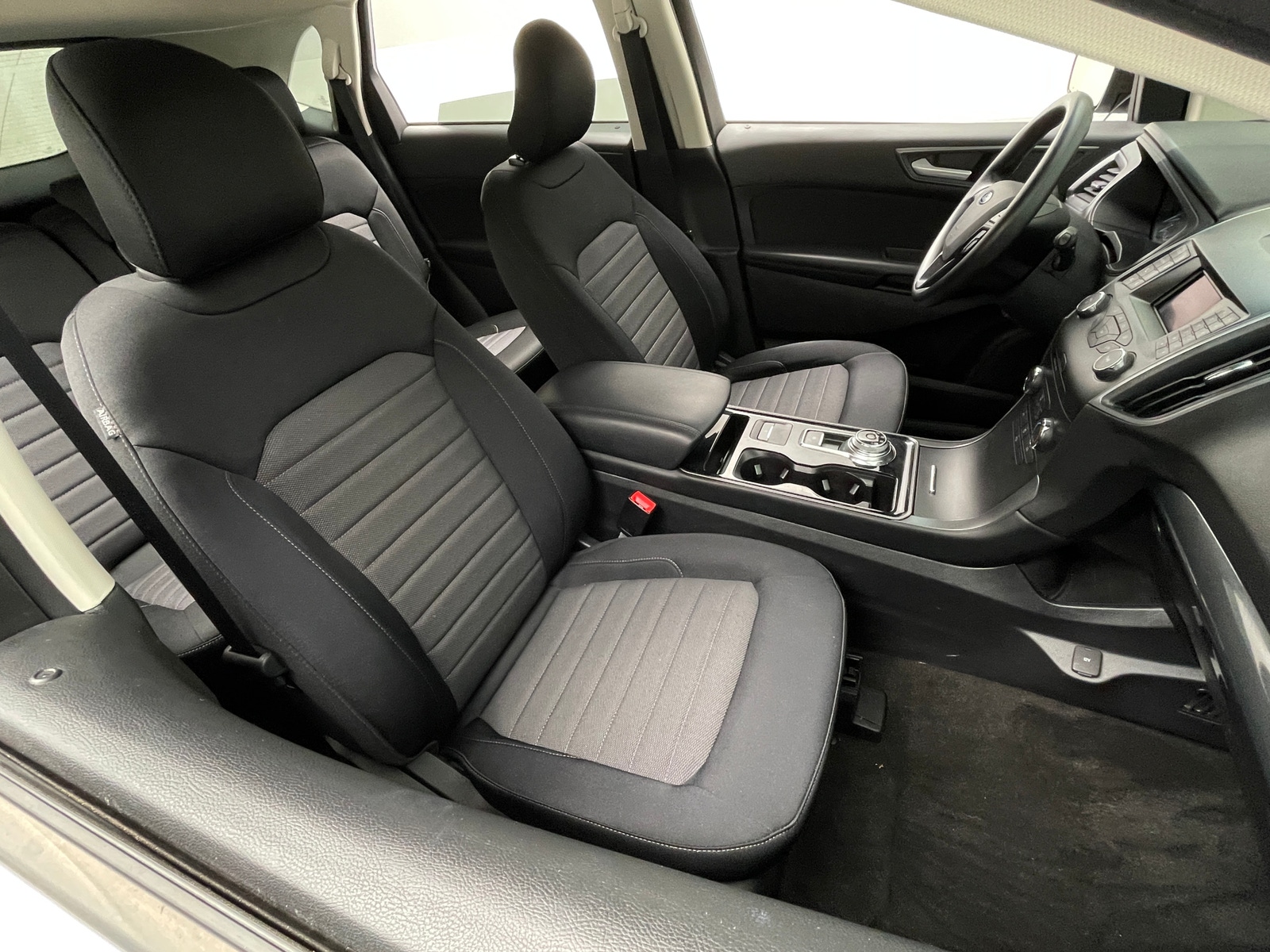 Thumbnail: 2019 Ford Edge - 2