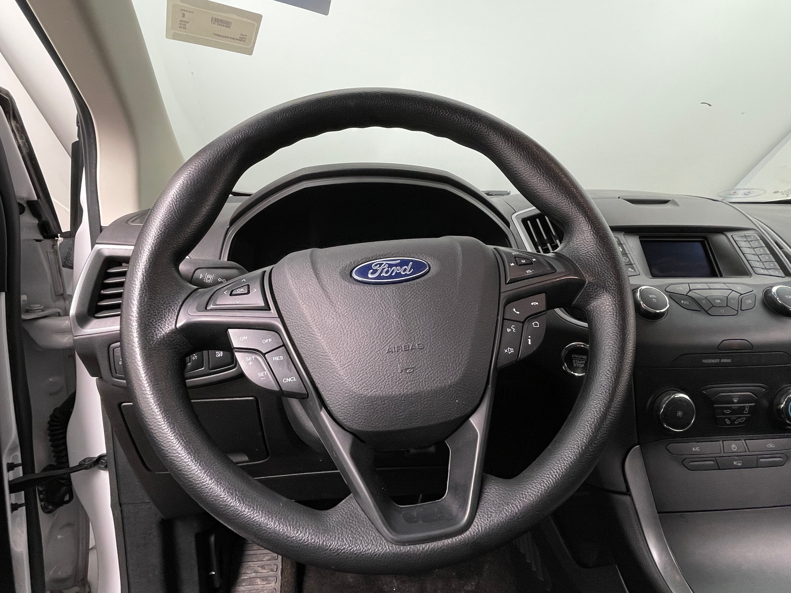 Thumbnail: 2019 Ford Edge - 5