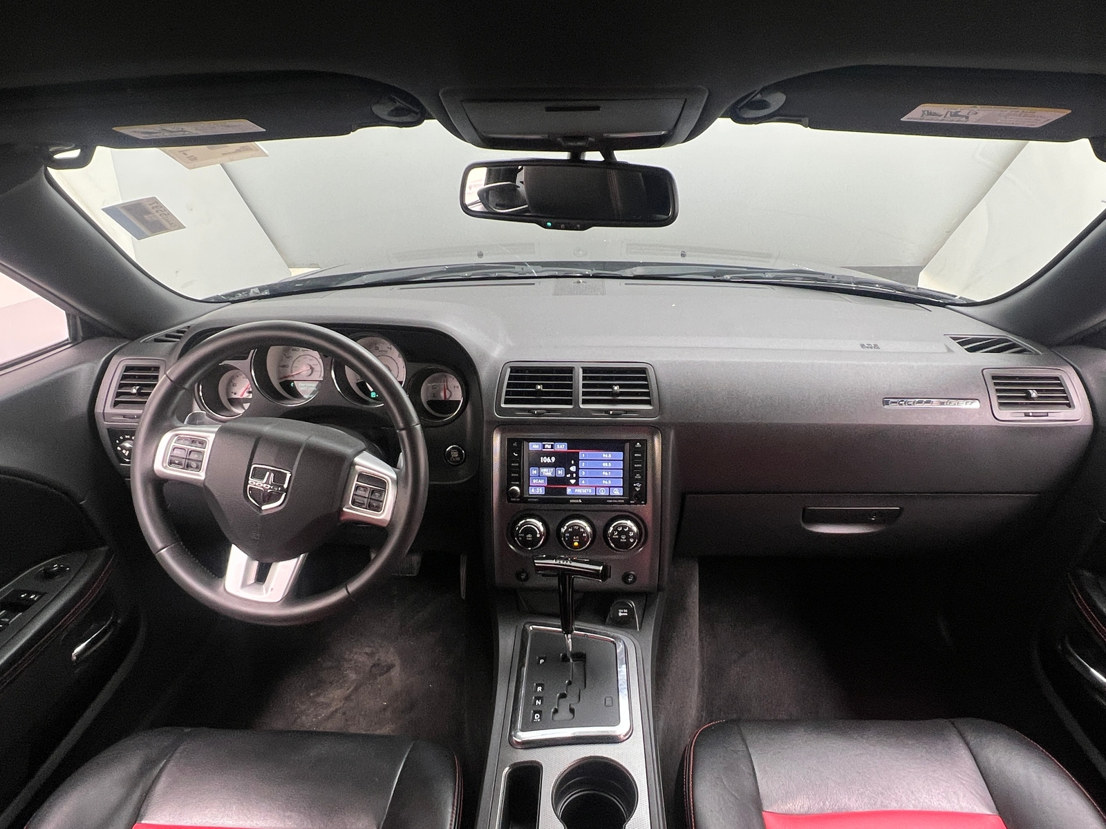 Thumbnail: 2014 Dodge Challenger - 3