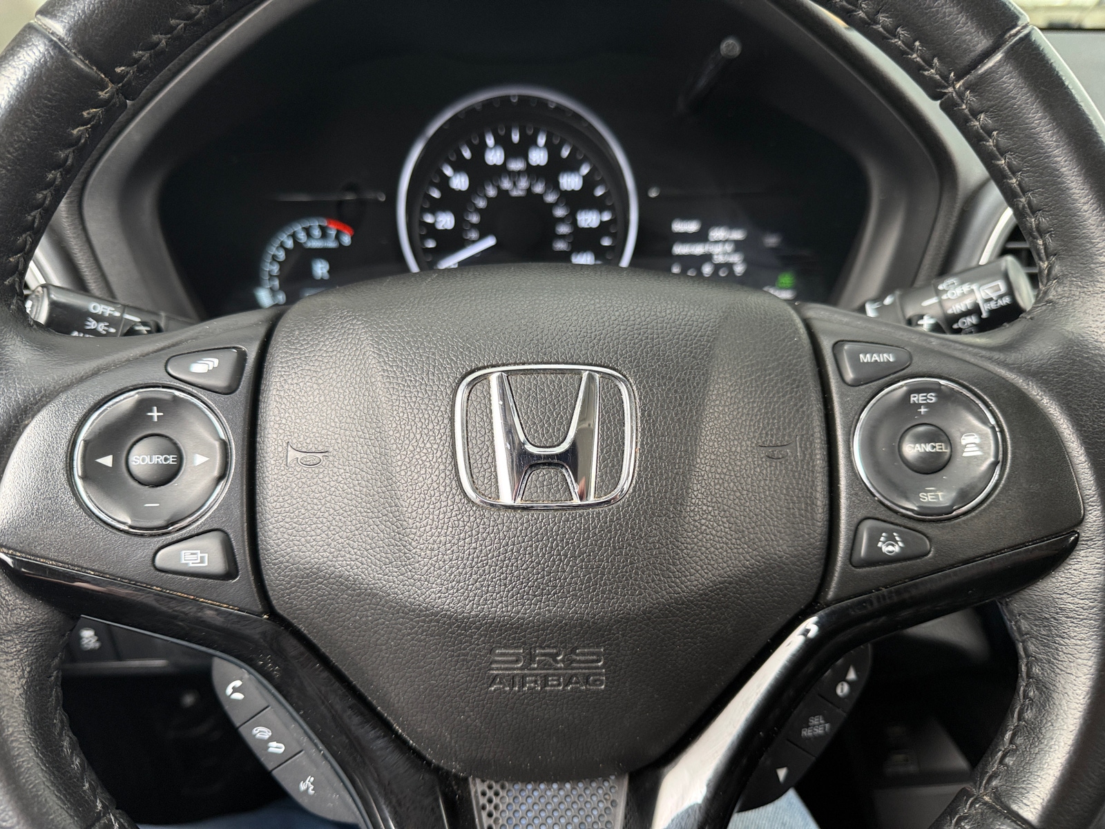 Thumbnail: 2019 Honda HR-V - 4