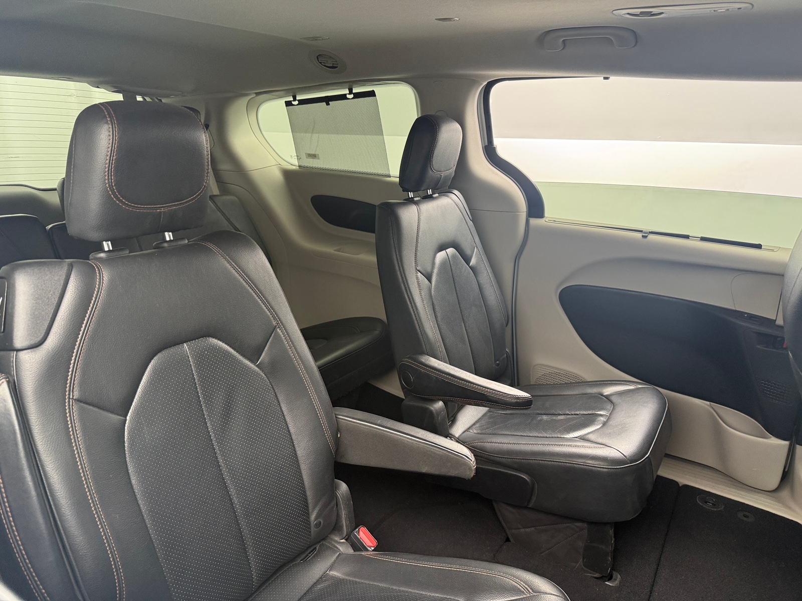 Thumbnail: 2020 Chrysler Pacifica - 5