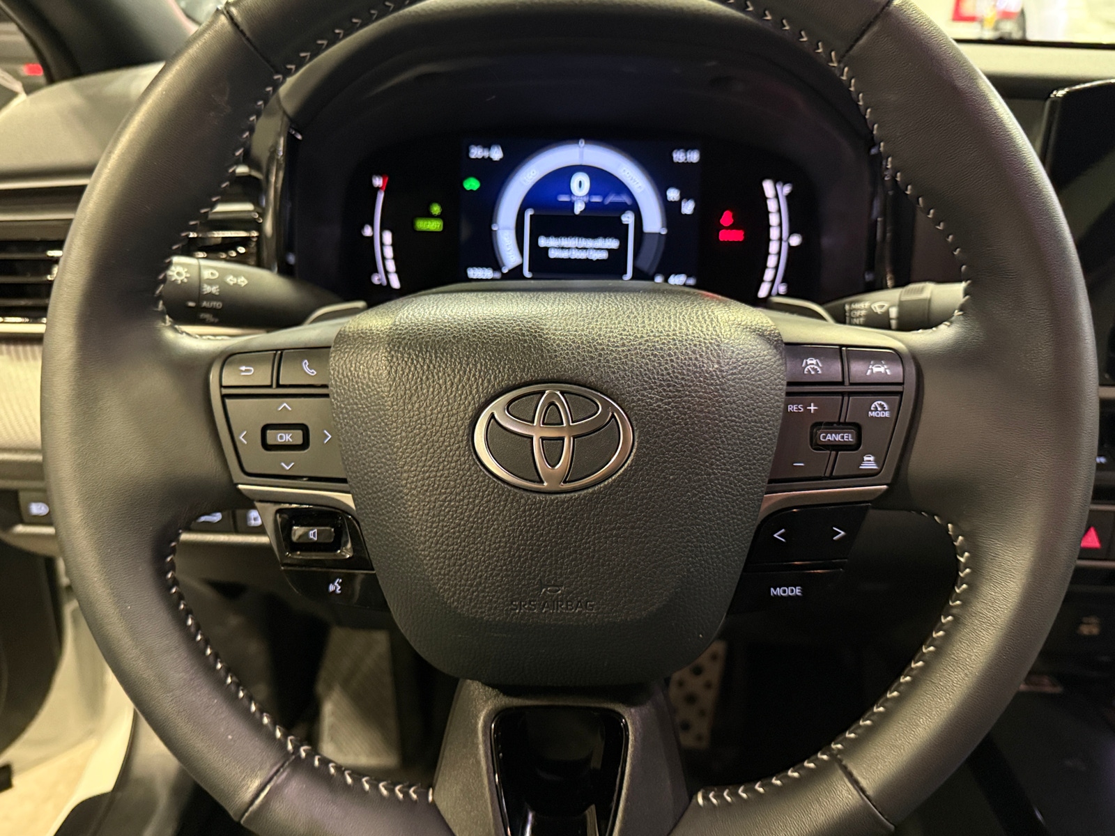 Thumbnail: 2025 Toyota Camry - 4