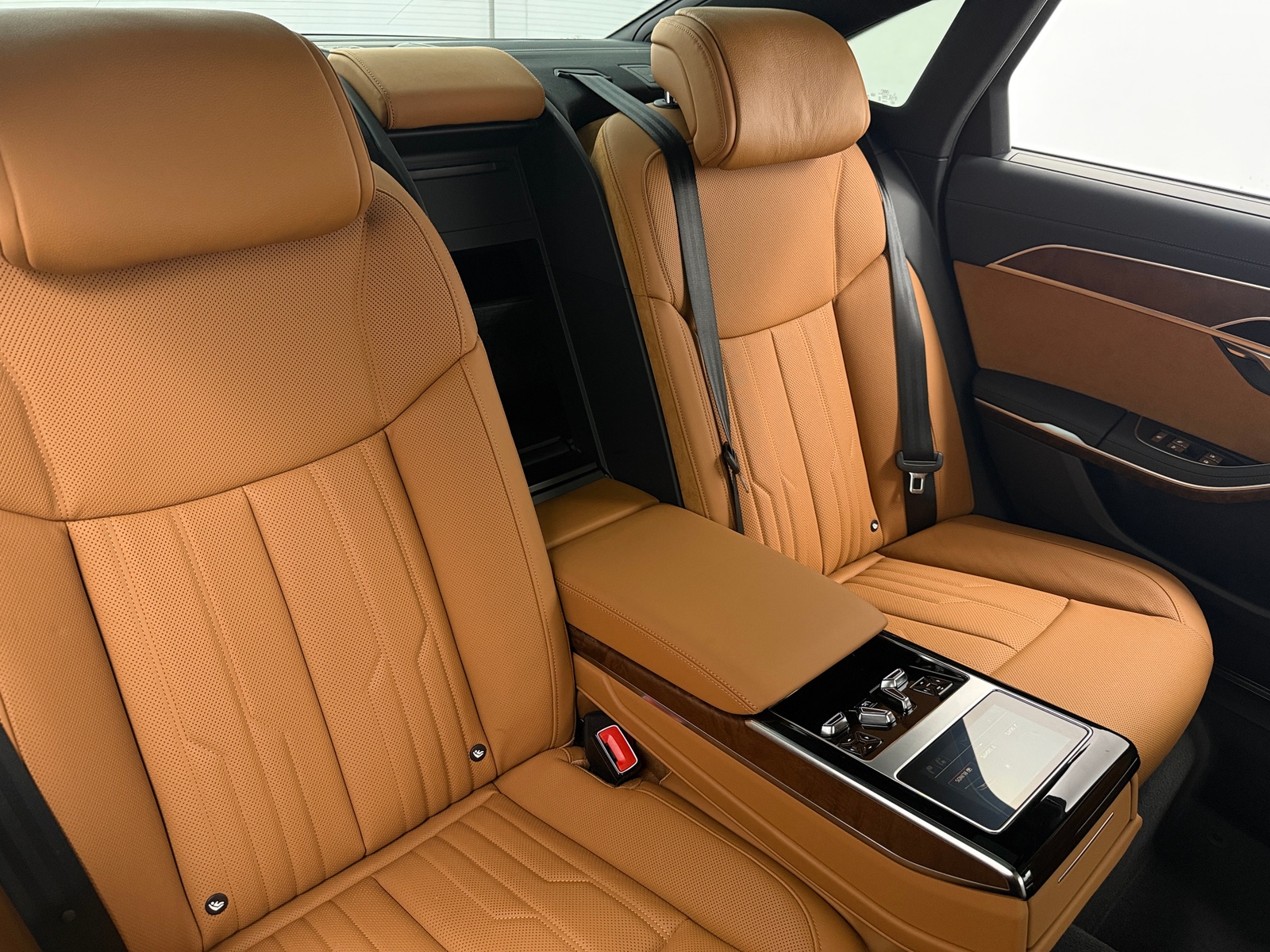 Thumbnail: 2023 Audi A8 - 5