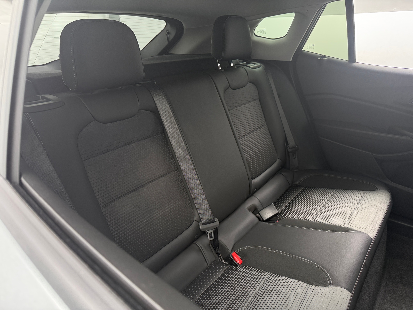 Thumbnail: 2025 Chevrolet Trax - 6