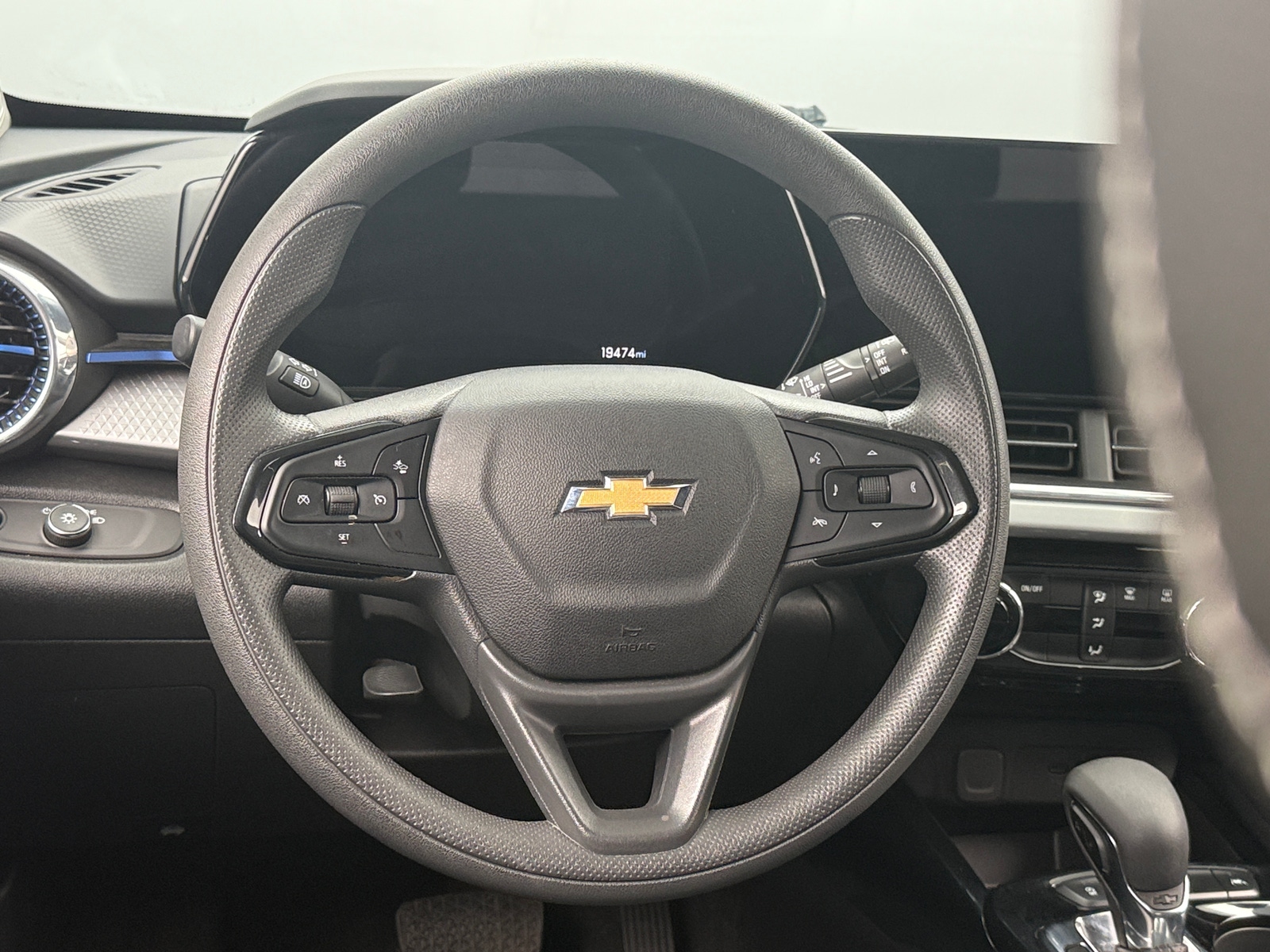 Thumbnail: 2025 Chevrolet Trax - 5