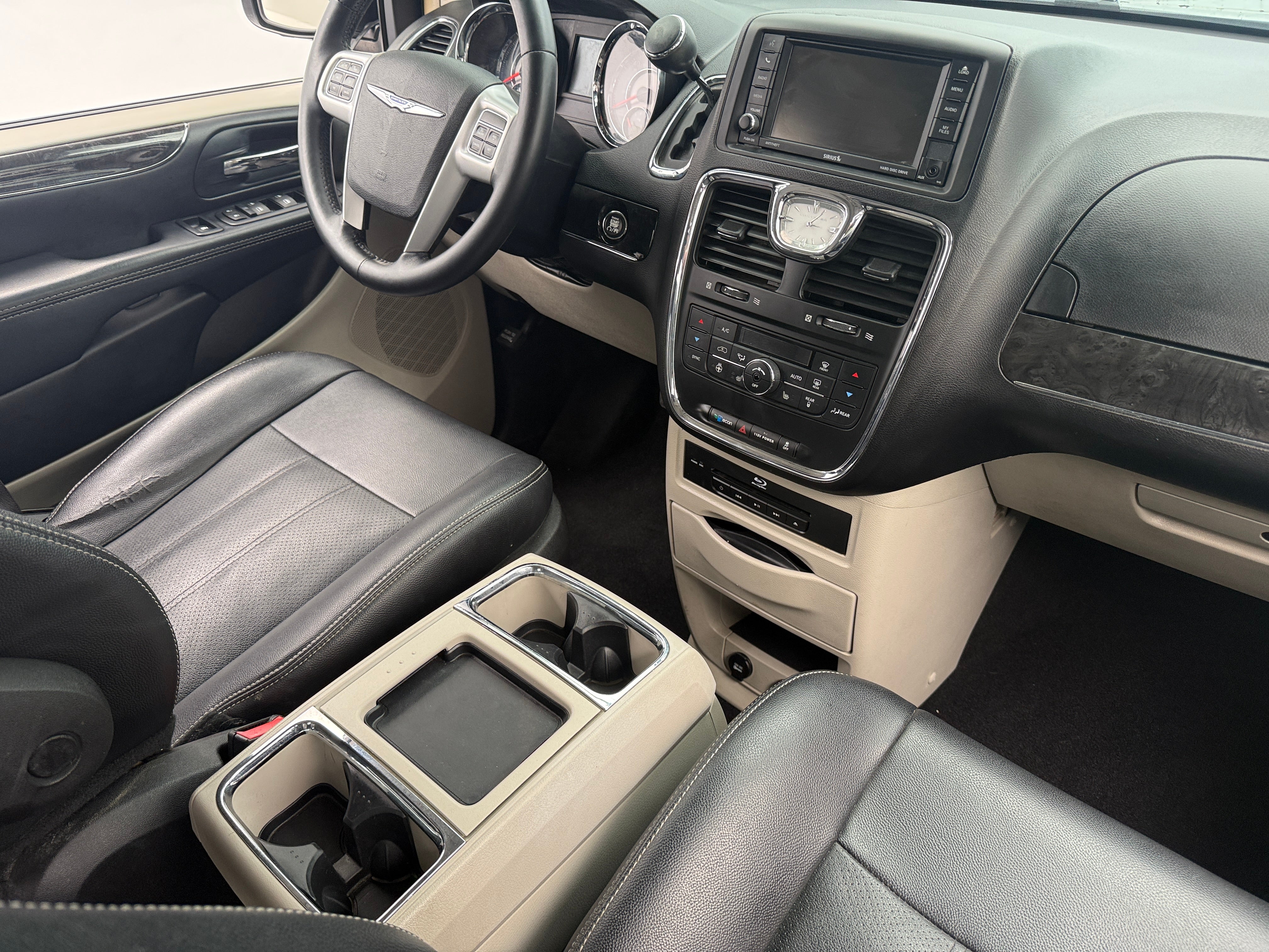 2016 Chrysler Town & Country