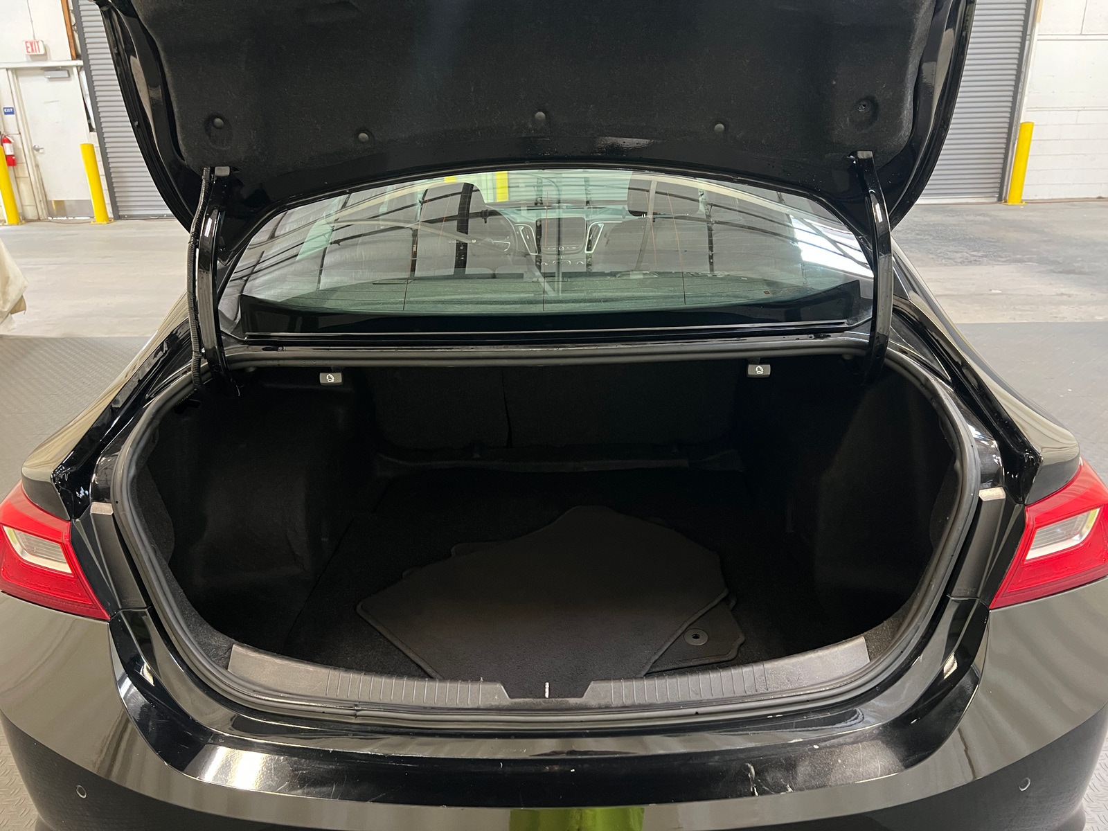 Thumbnail: 2024 Chevrolet Malibu - 7