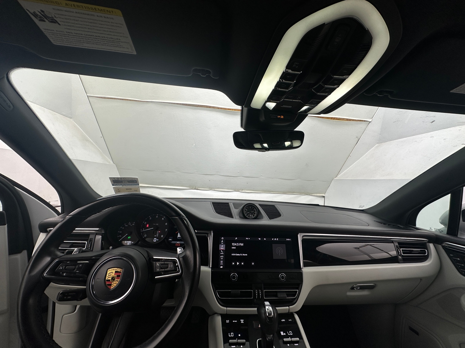 Thumbnail: 2022 Porsche Macan - 2