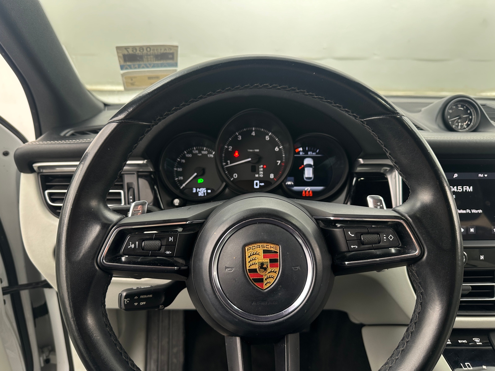 Thumbnail: 2022 Porsche Macan - 4