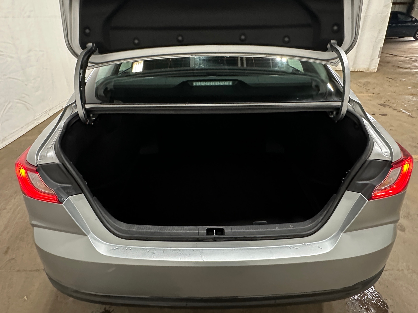 Thumbnail: 2025 Toyota Camry - 7