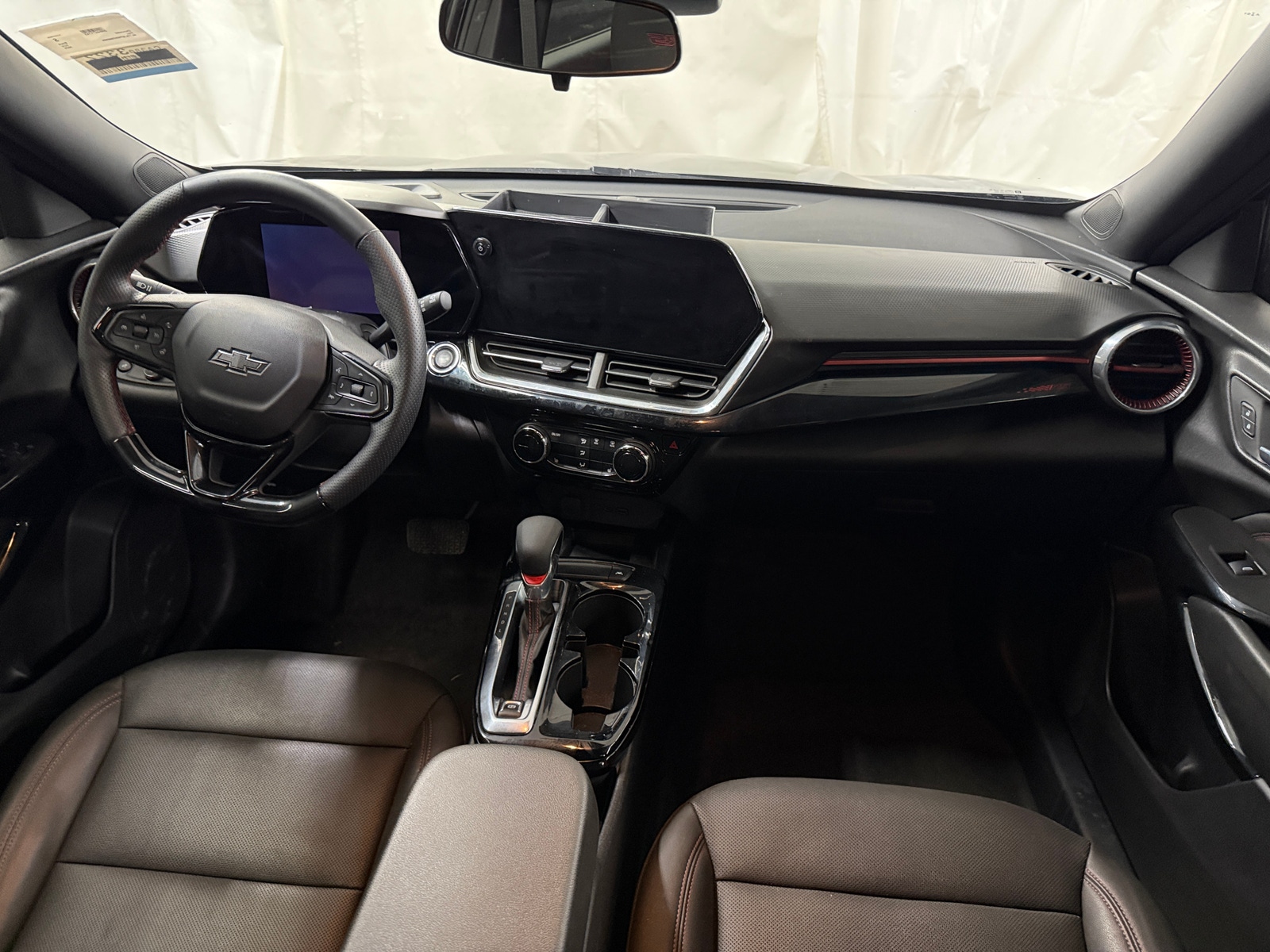 Thumbnail: 2025 Chevrolet Trax - 2