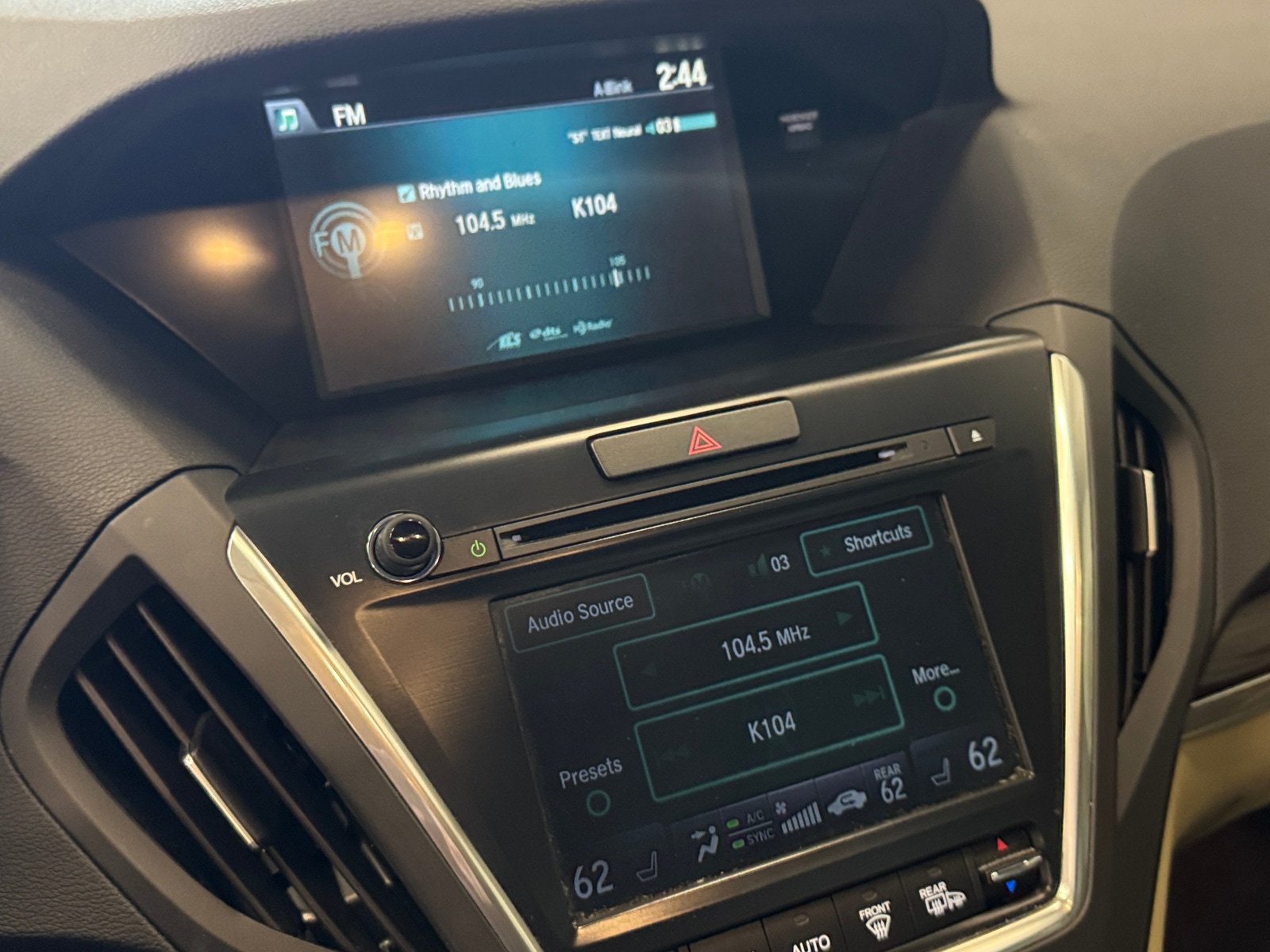 Thumbnail: 2015 Acura MDX - 3