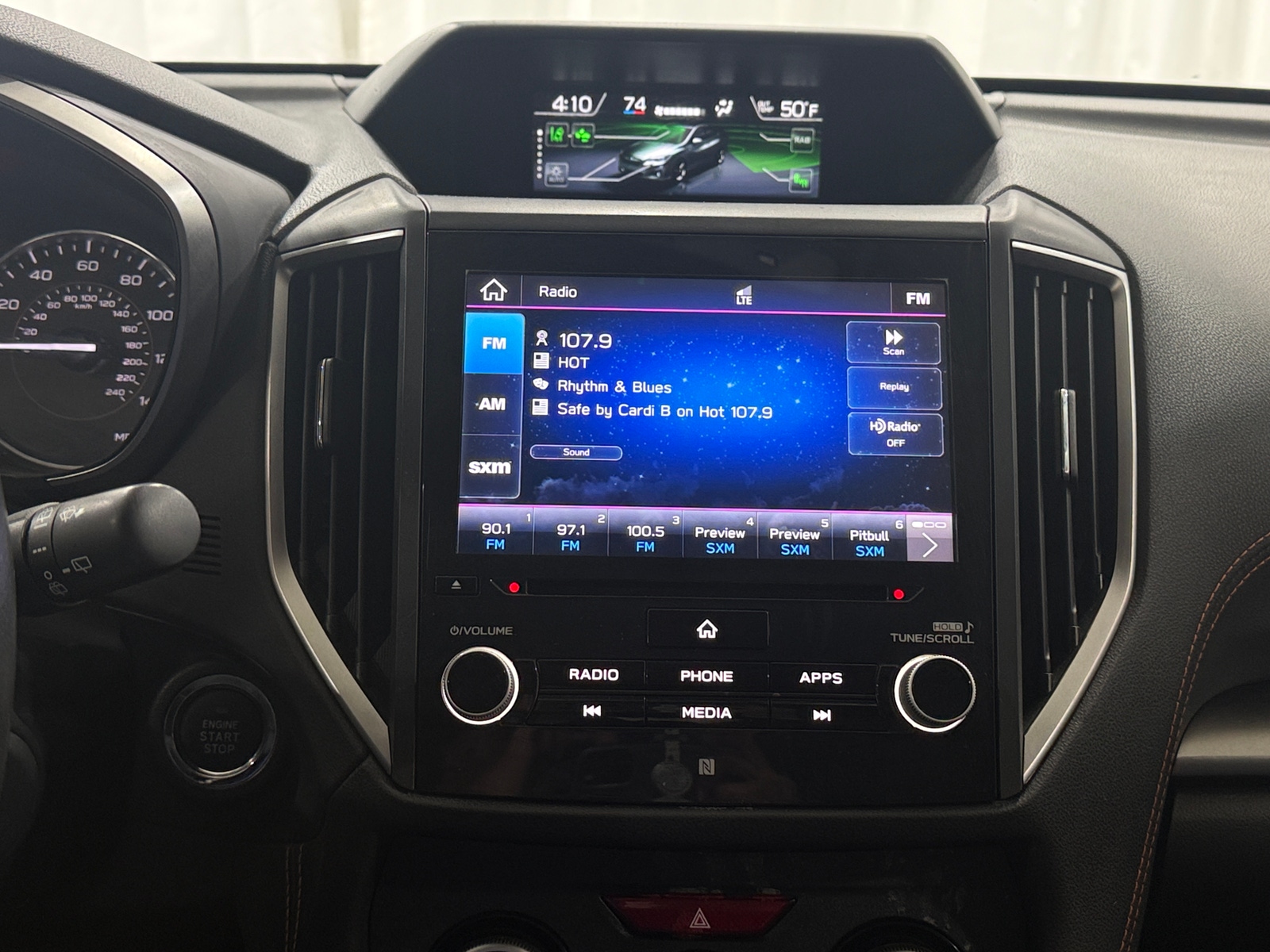 Thumbnail: 2022 Subaru Crosstrek - 3