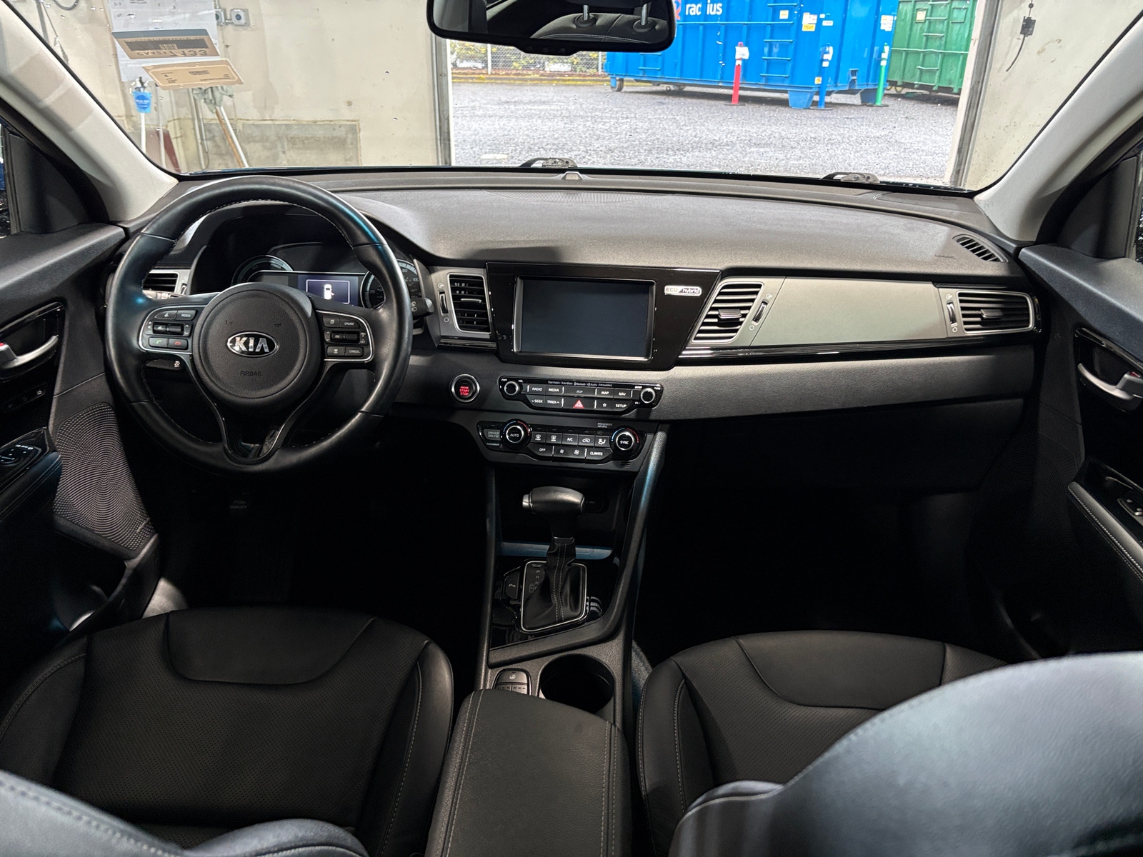 Thumbnail: 2019 Kia Niro - 2