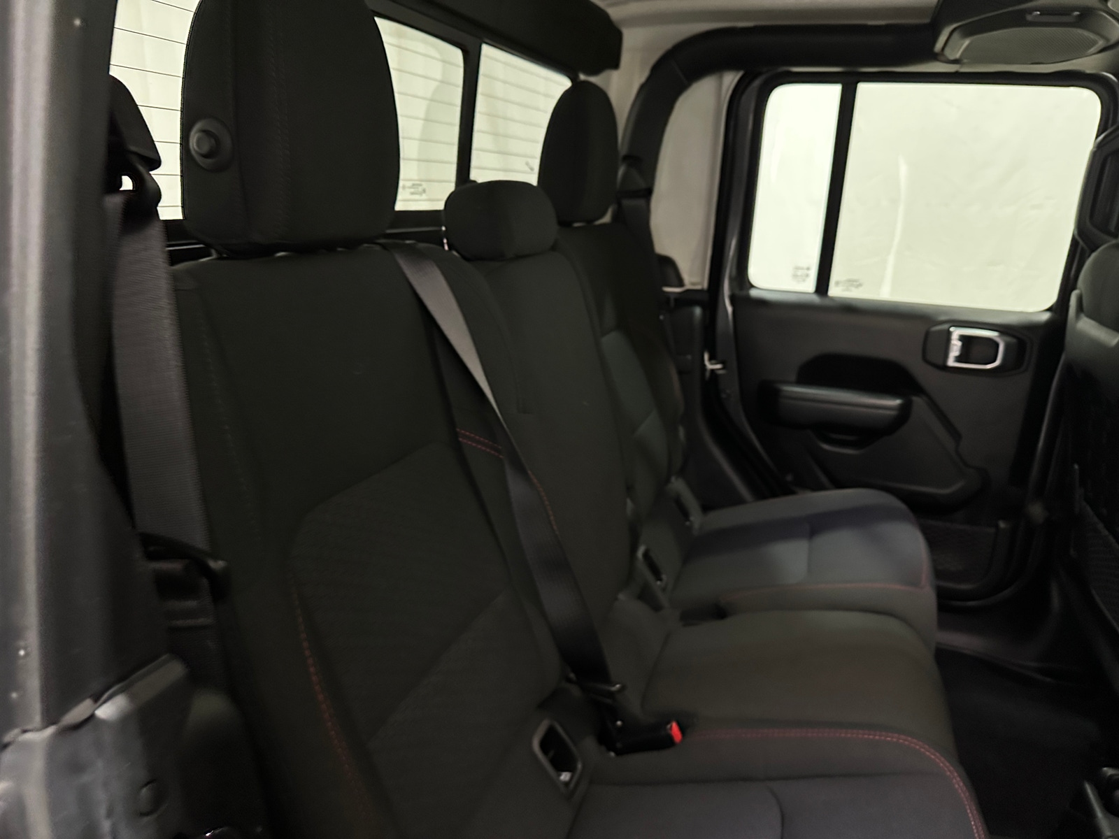 Thumbnail: 2021 Jeep Gladiator - 6