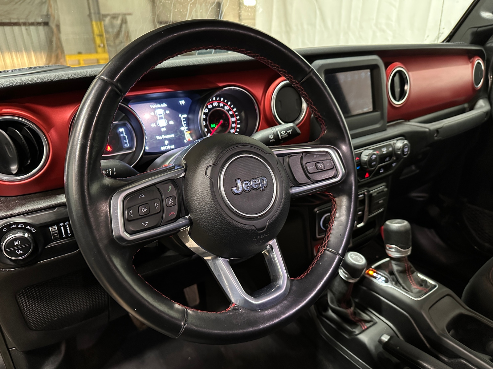 Thumbnail: 2021 Jeep Gladiator - 5