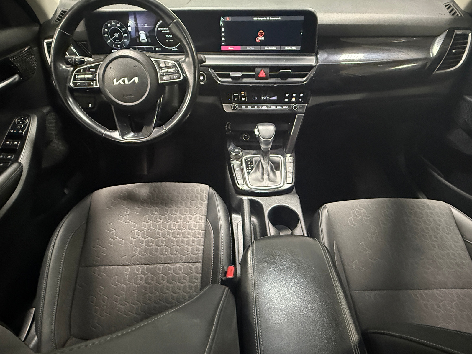 Thumbnail: 2024 Kia Seltos - 2