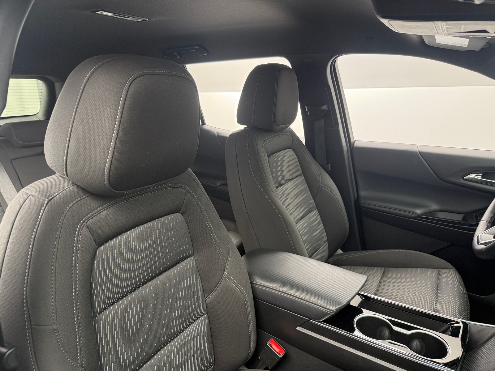 Thumbnail: 2025 Chevrolet Equinox - 2