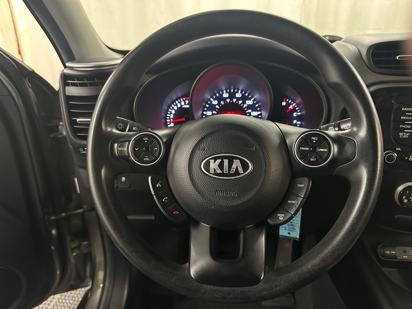 Thumbnail: 2015 Kia Soul - 5