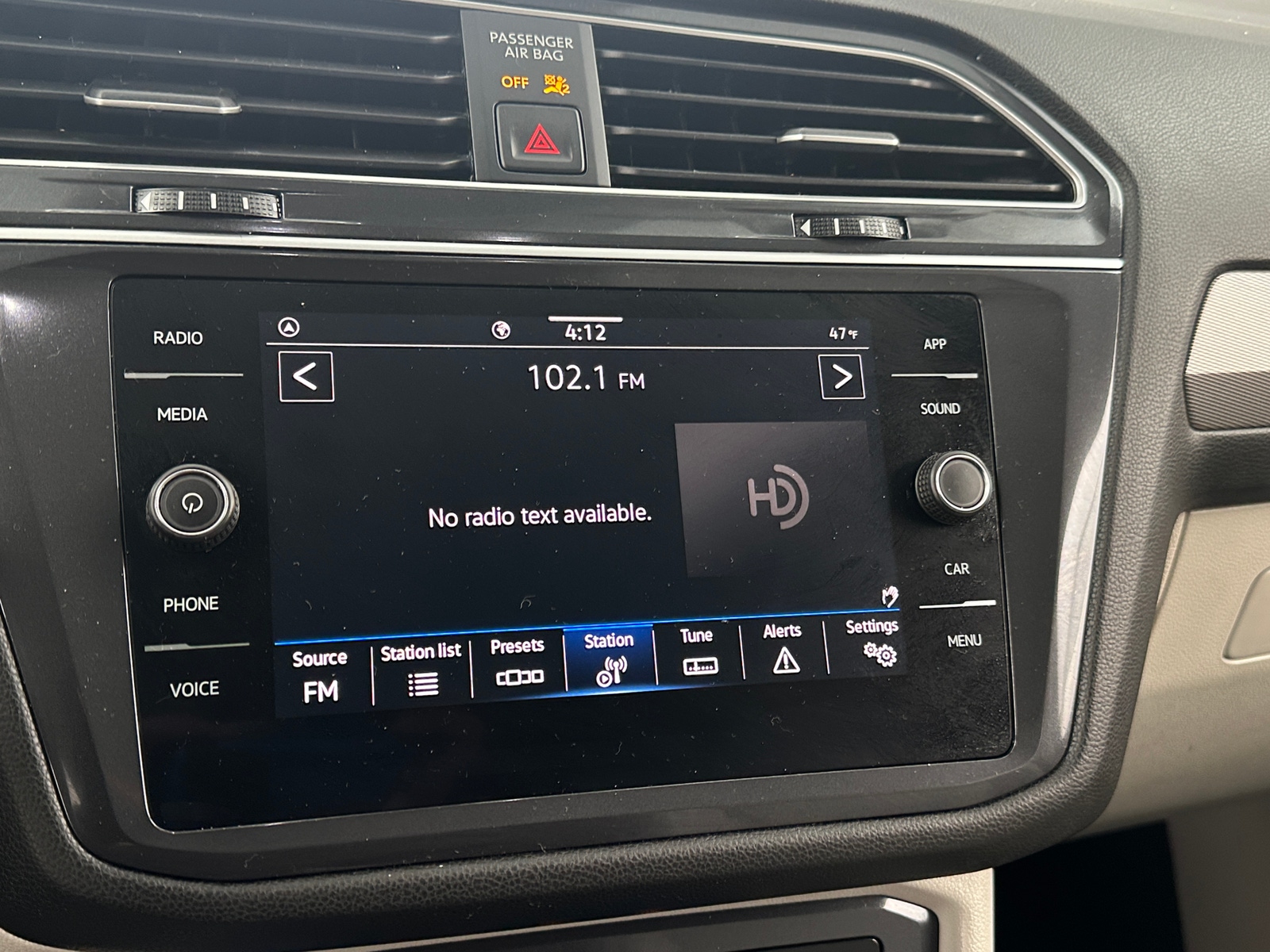 Thumbnail: 2024 Volkswagen Tiguan - 3