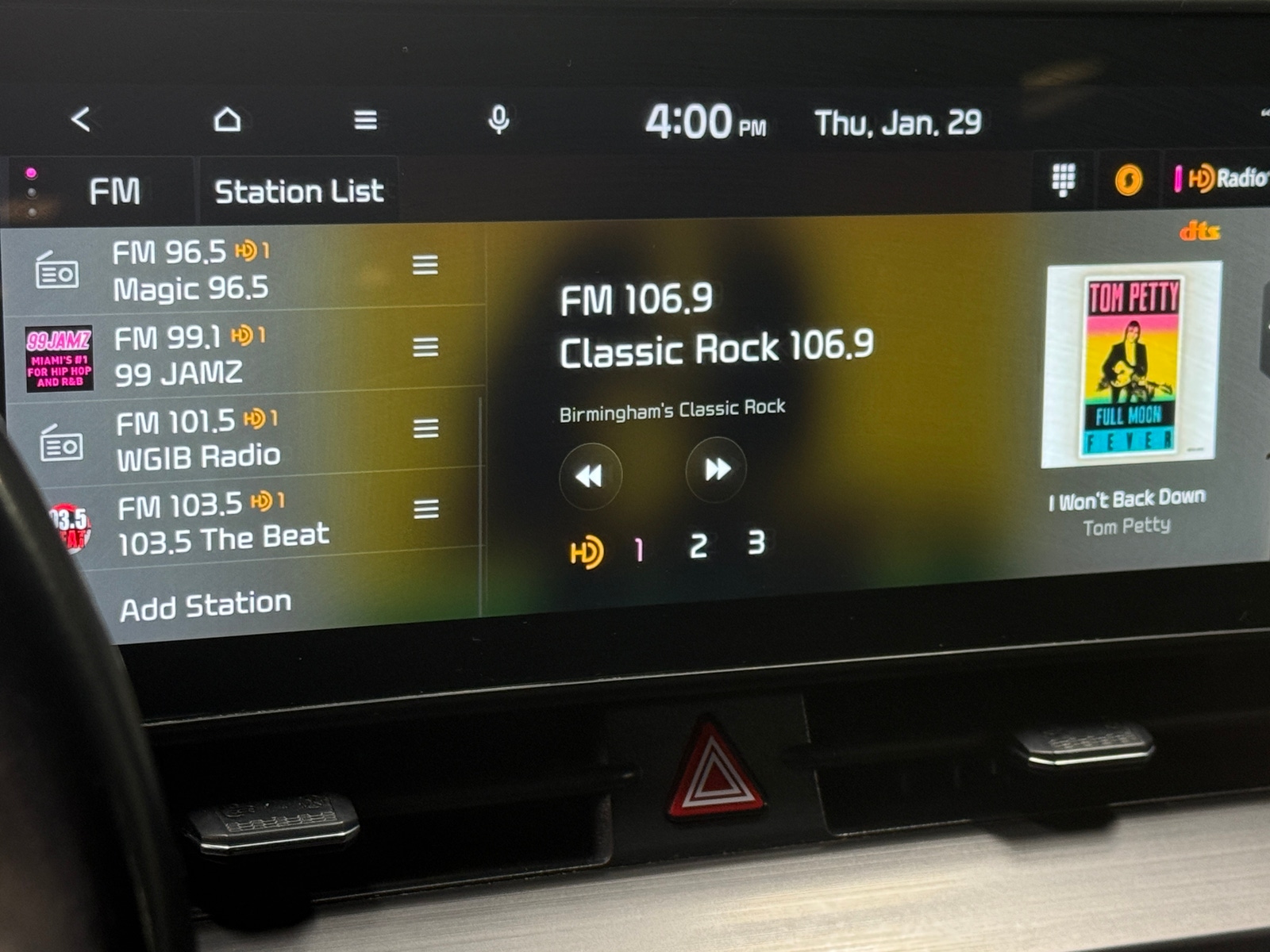 Thumbnail: 2023 Kia Sportage - 4