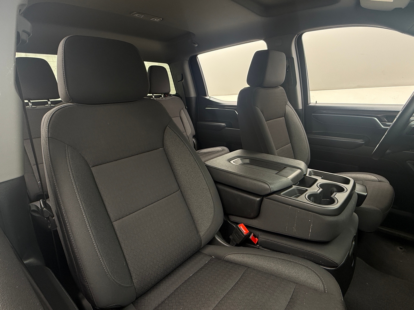 Thumbnail: 2025 Chevrolet Silverado 1500 - 2