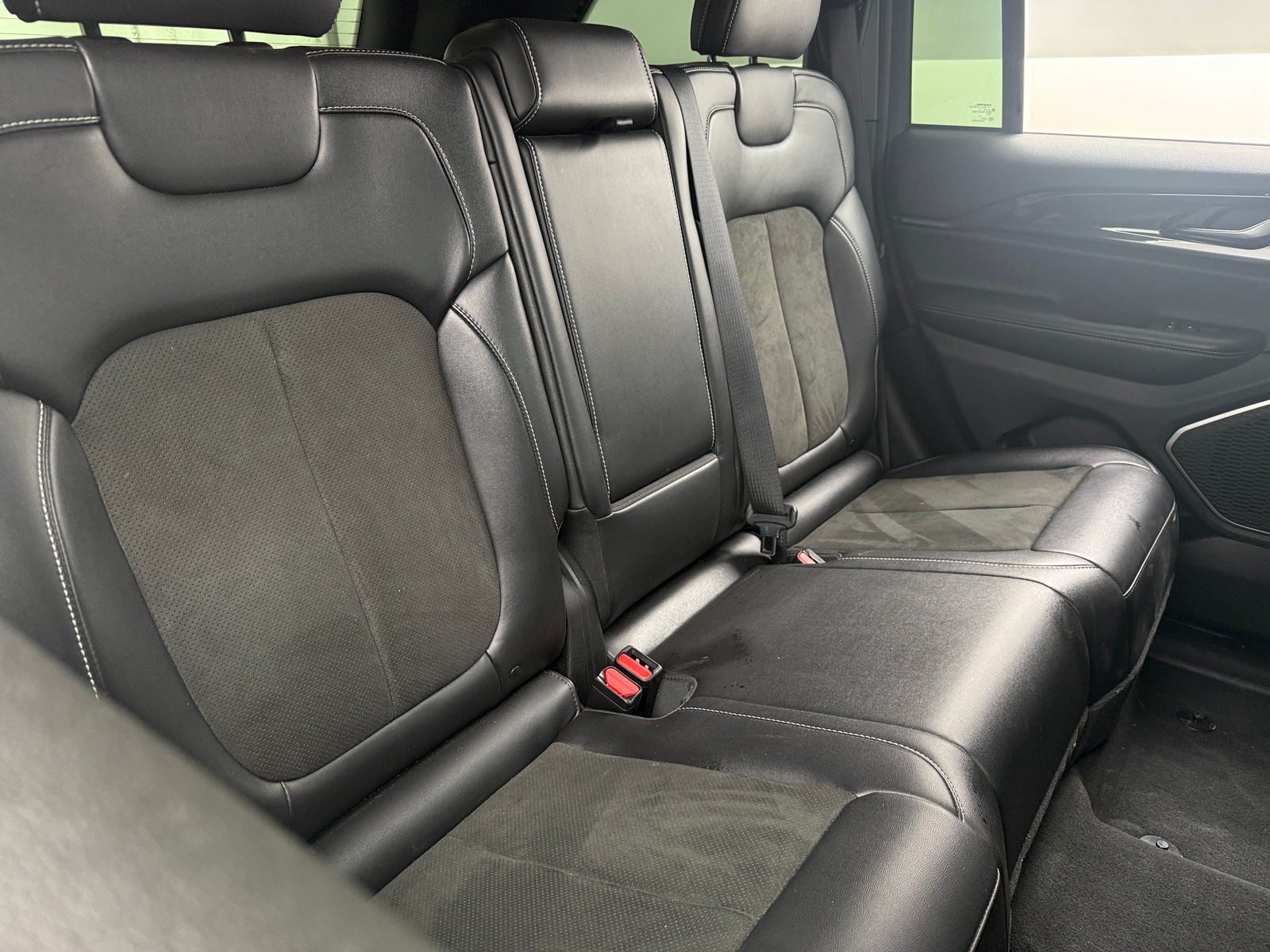 Thumbnail: 2022 Jeep Grand Cherokee - 5