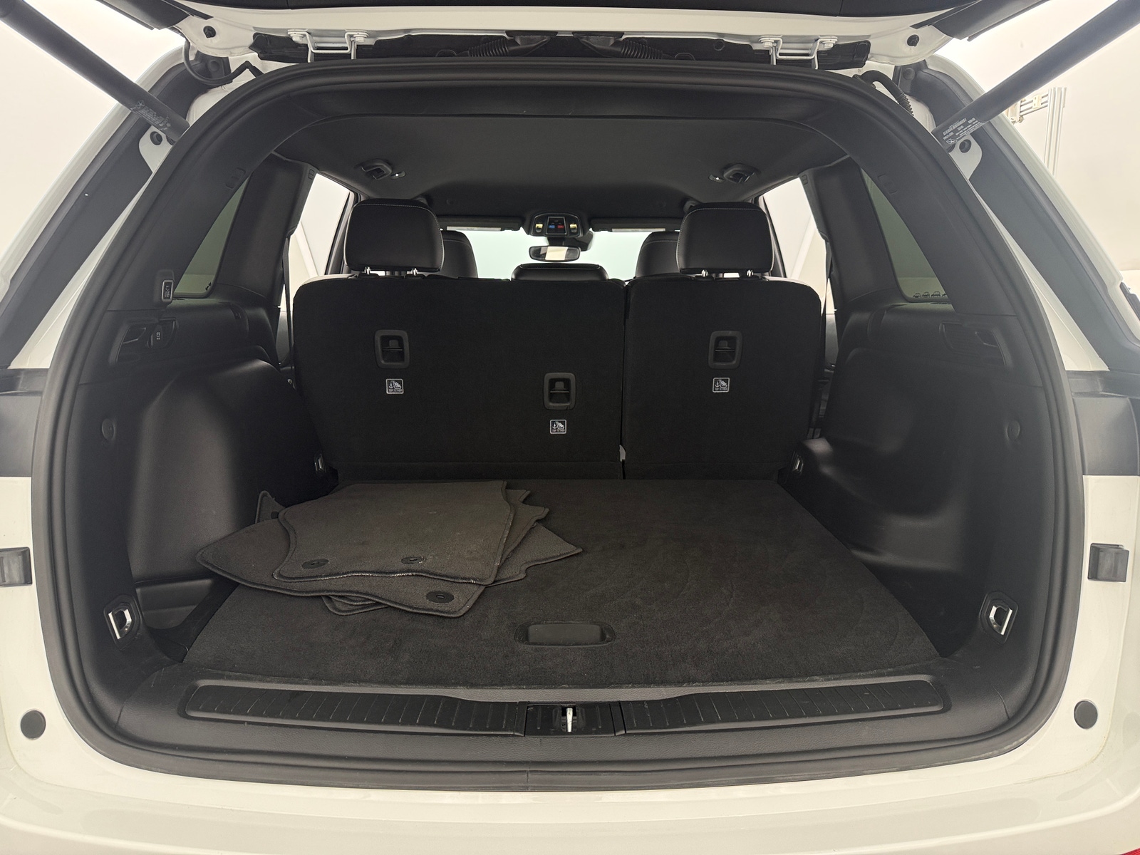 Thumbnail: 2022 Jeep Grand Cherokee - 6