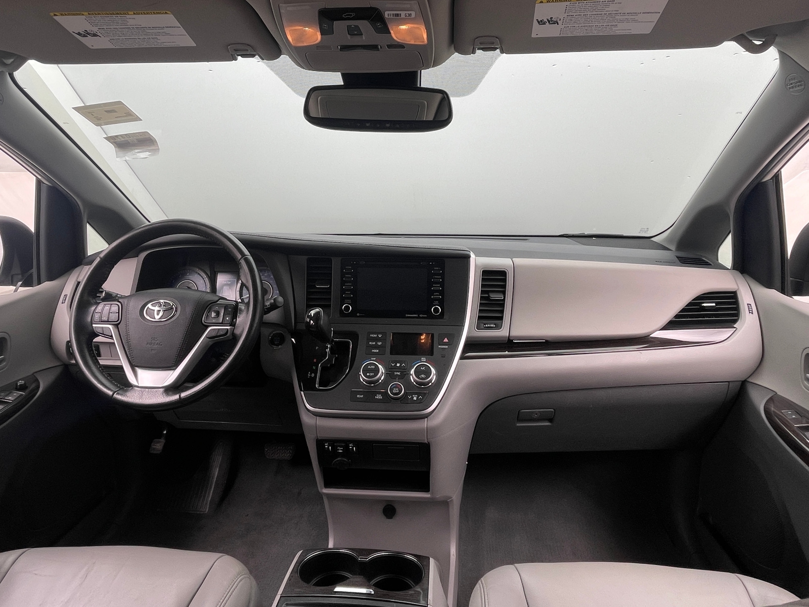 Thumbnail: 2020 Toyota Sienna - 2