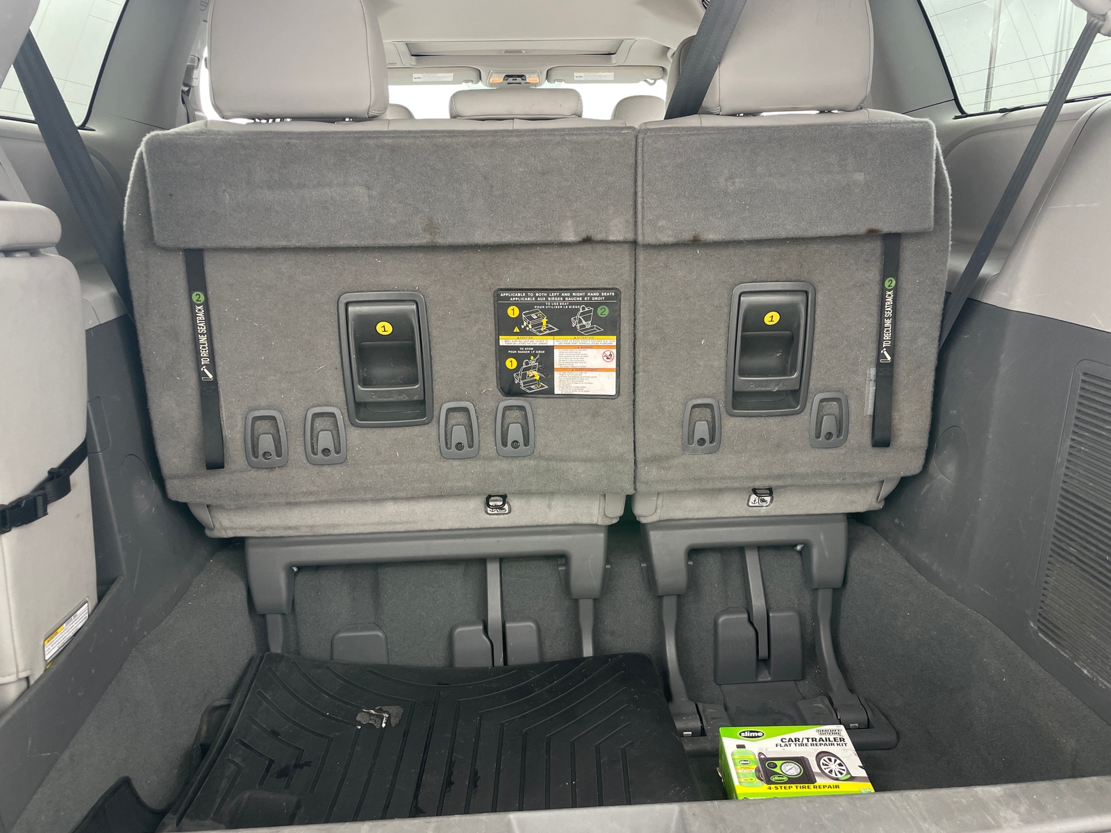 Thumbnail: 2020 Toyota Sienna - 6