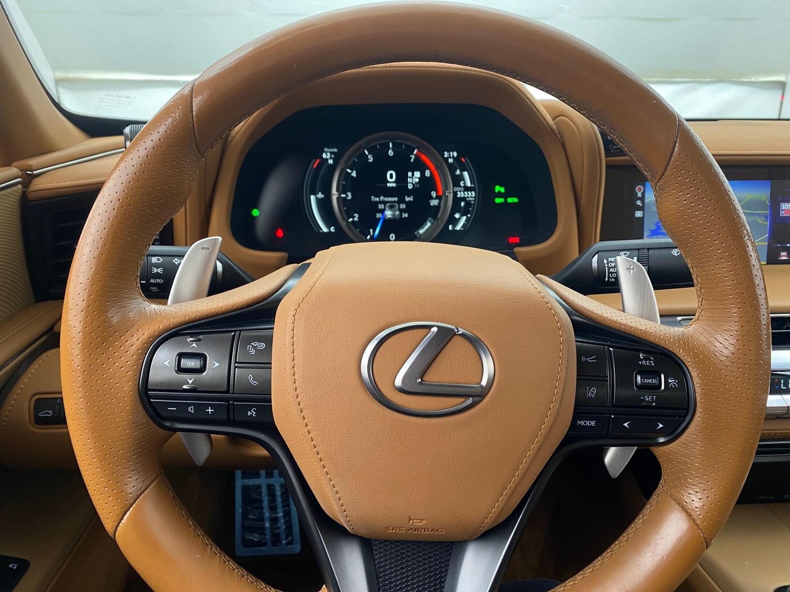 Thumbnail: 2021 Lexus LC - 4