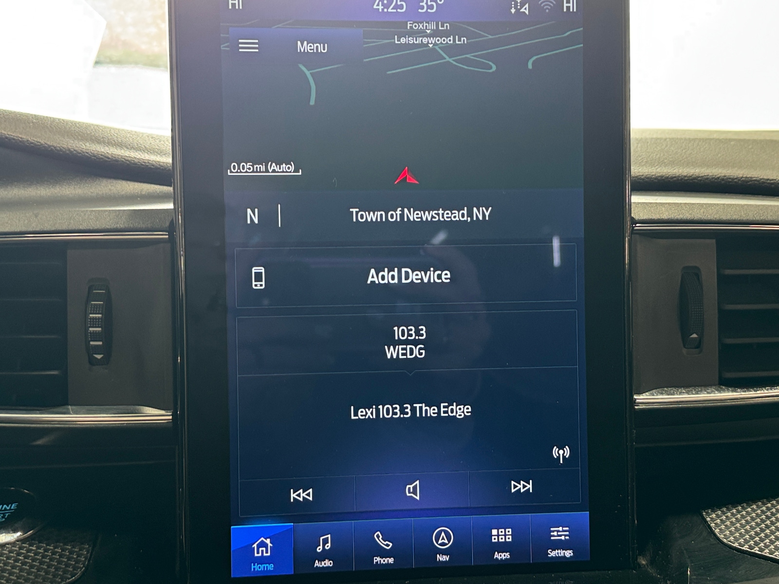 Thumbnail: 2022 Ford Explorer - 3