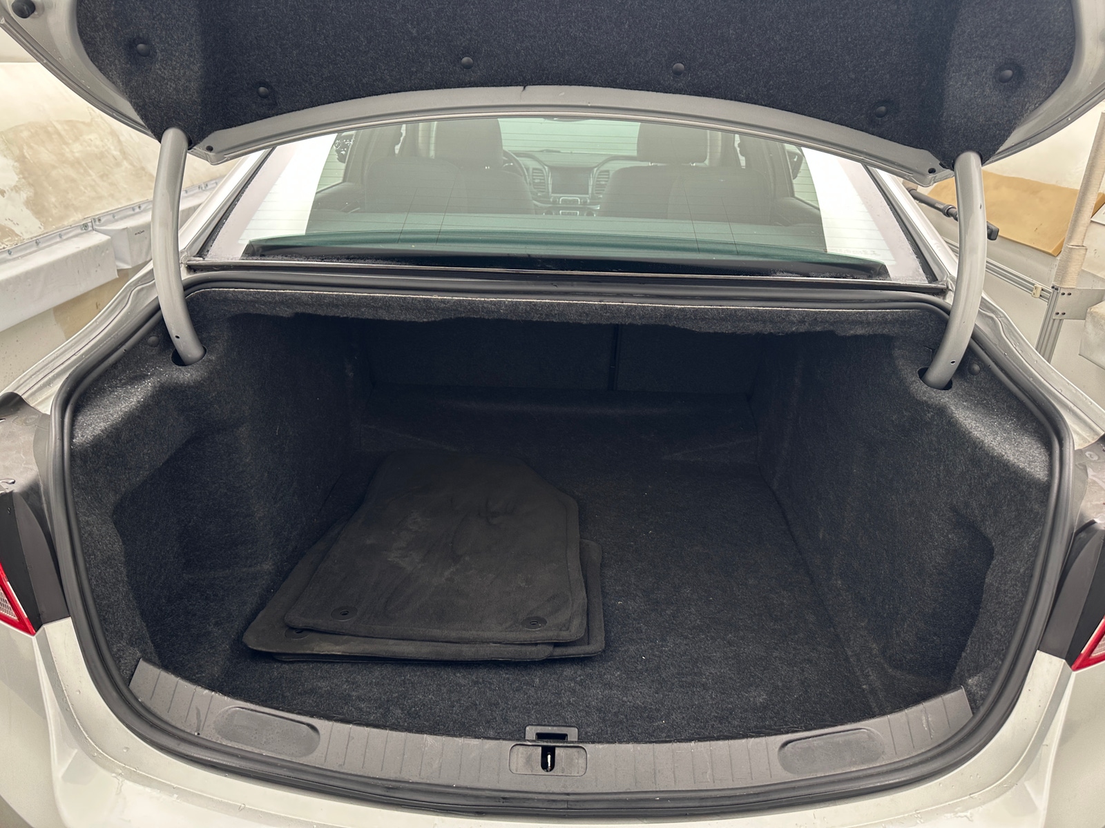 Thumbnail: 2015 Chevrolet Impala - 7