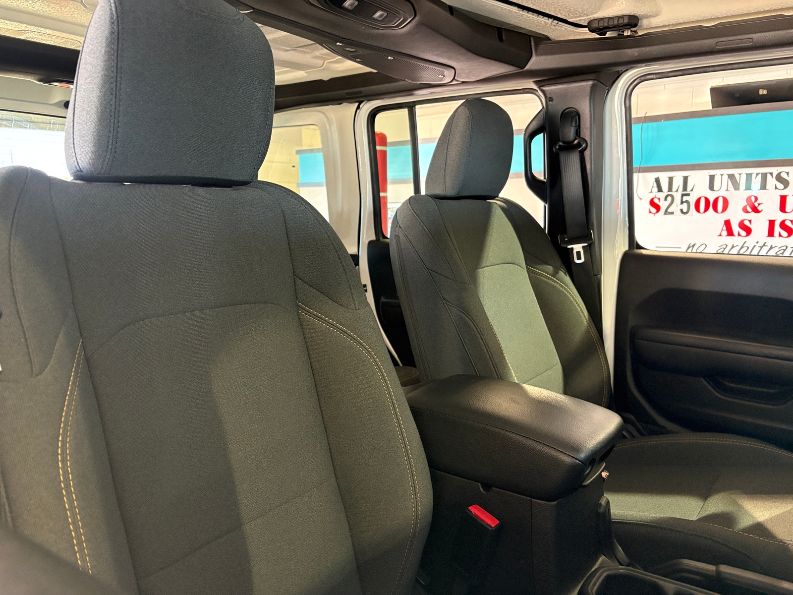 Thumbnail: 2025 Jeep Wrangler - 2