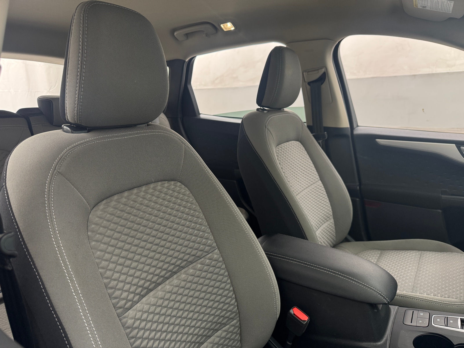 Thumbnail: 2020 Ford Escape - 2