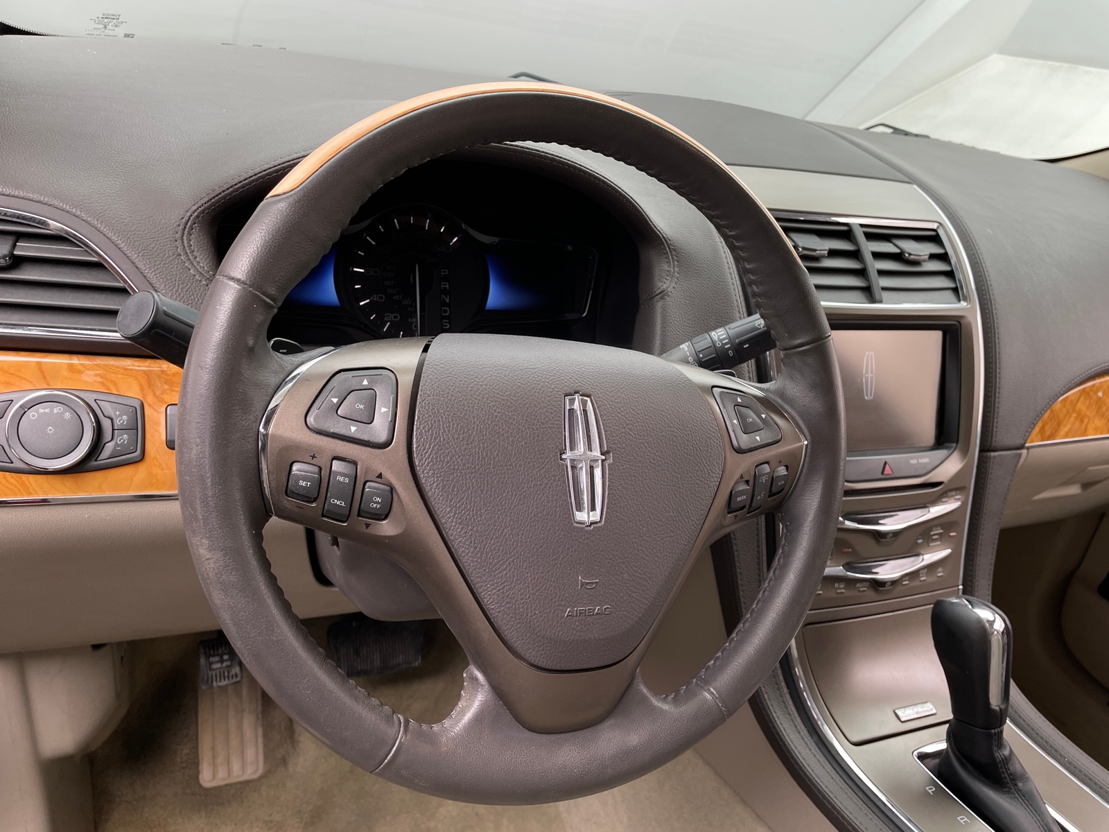 Thumbnail: 2013 Lincoln MKX - 4