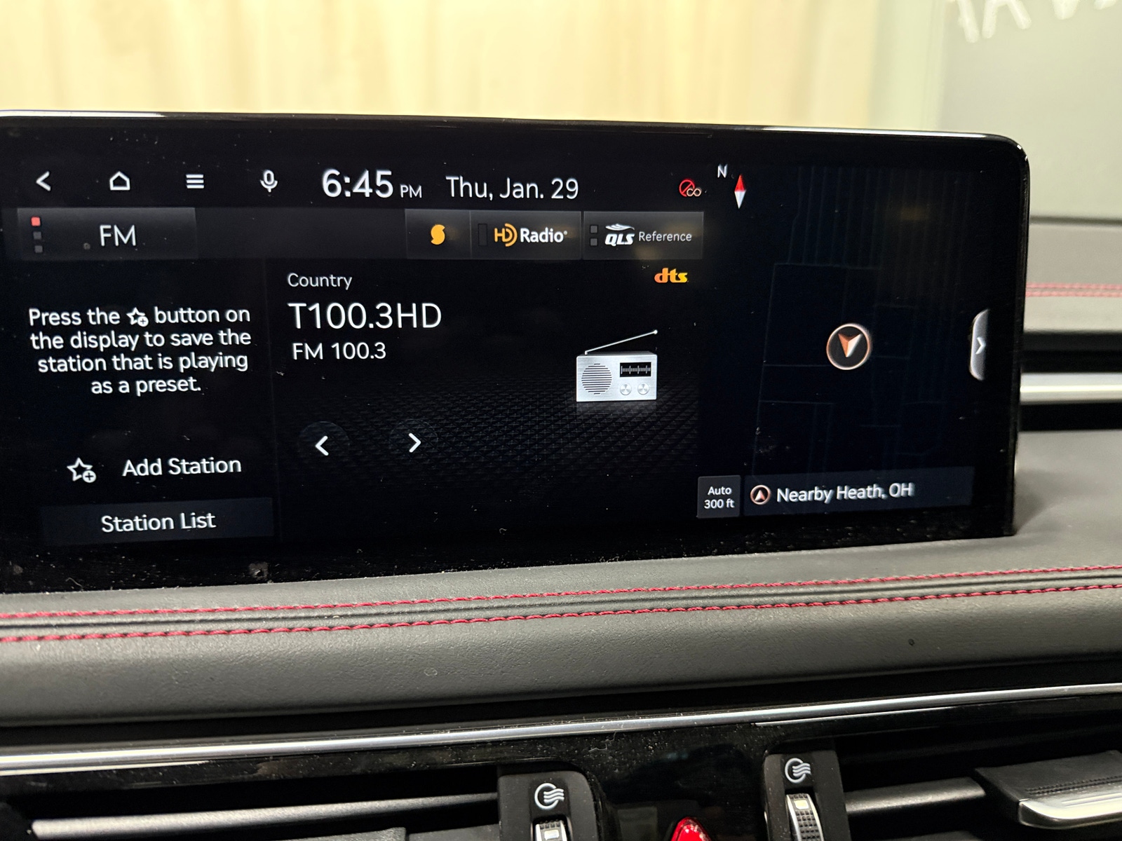 Thumbnail: 2023 Genesis G70 - 3