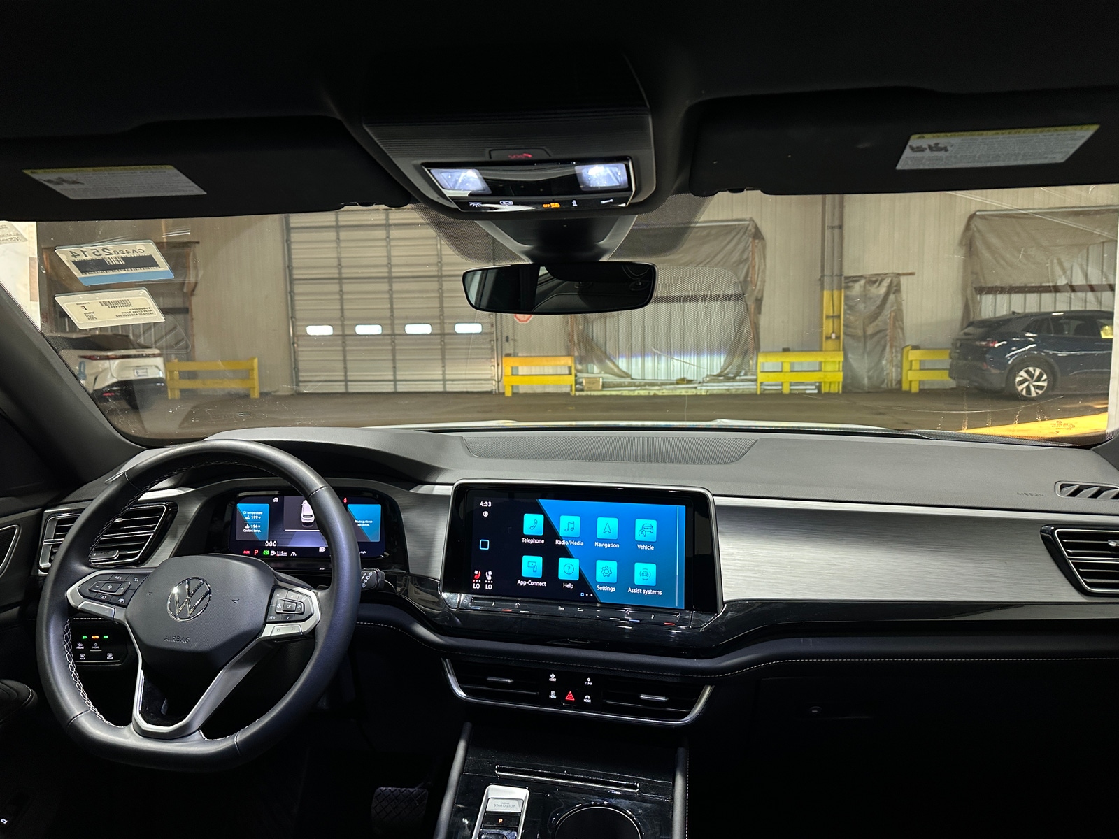 Thumbnail: 2025 Volkswagen Atlas - 2