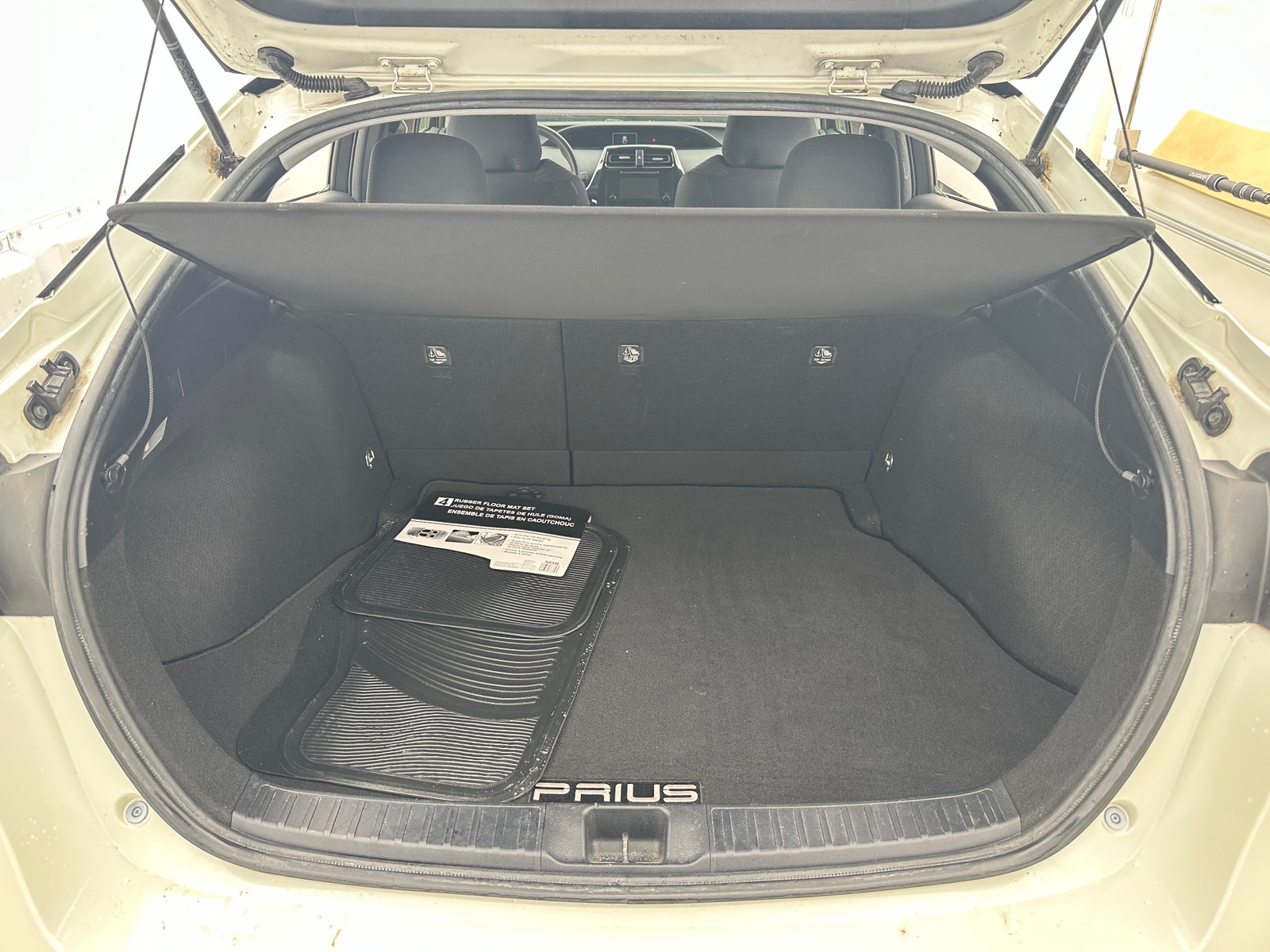 Thumbnail: 2018 Toyota Prius - 7