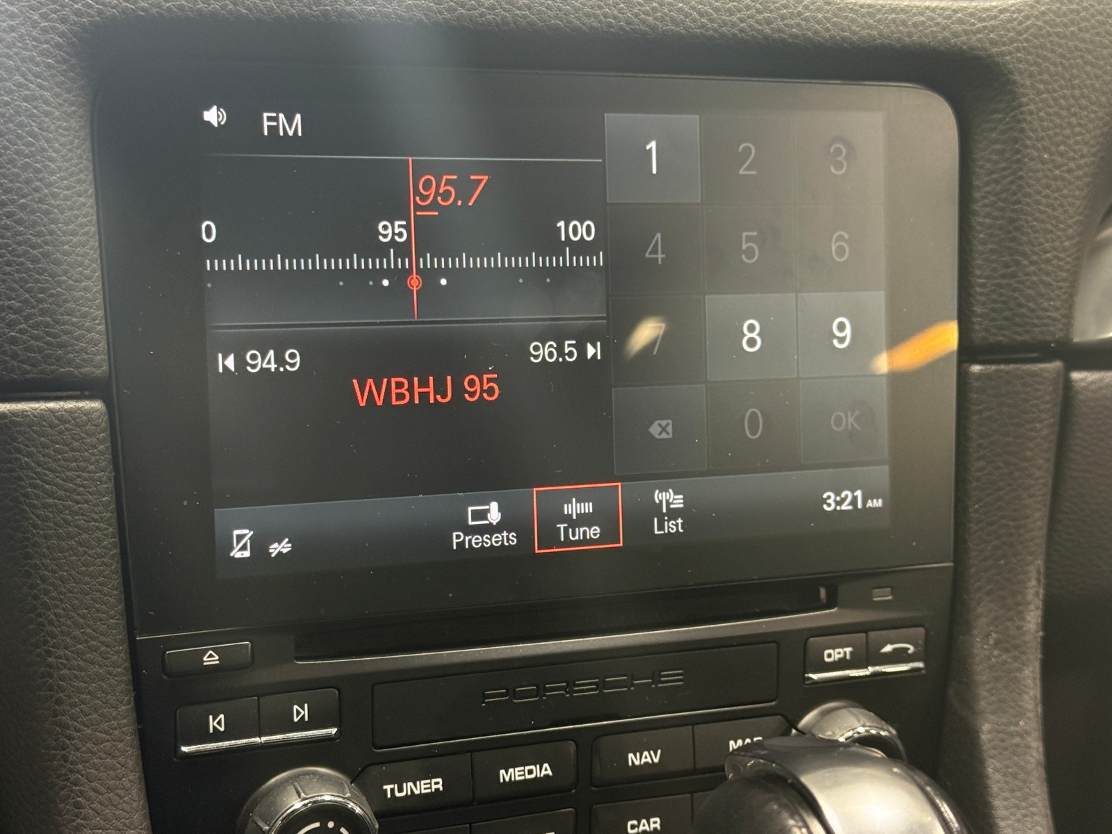 Thumbnail: 2017 Porsche 718 Cayman - 2