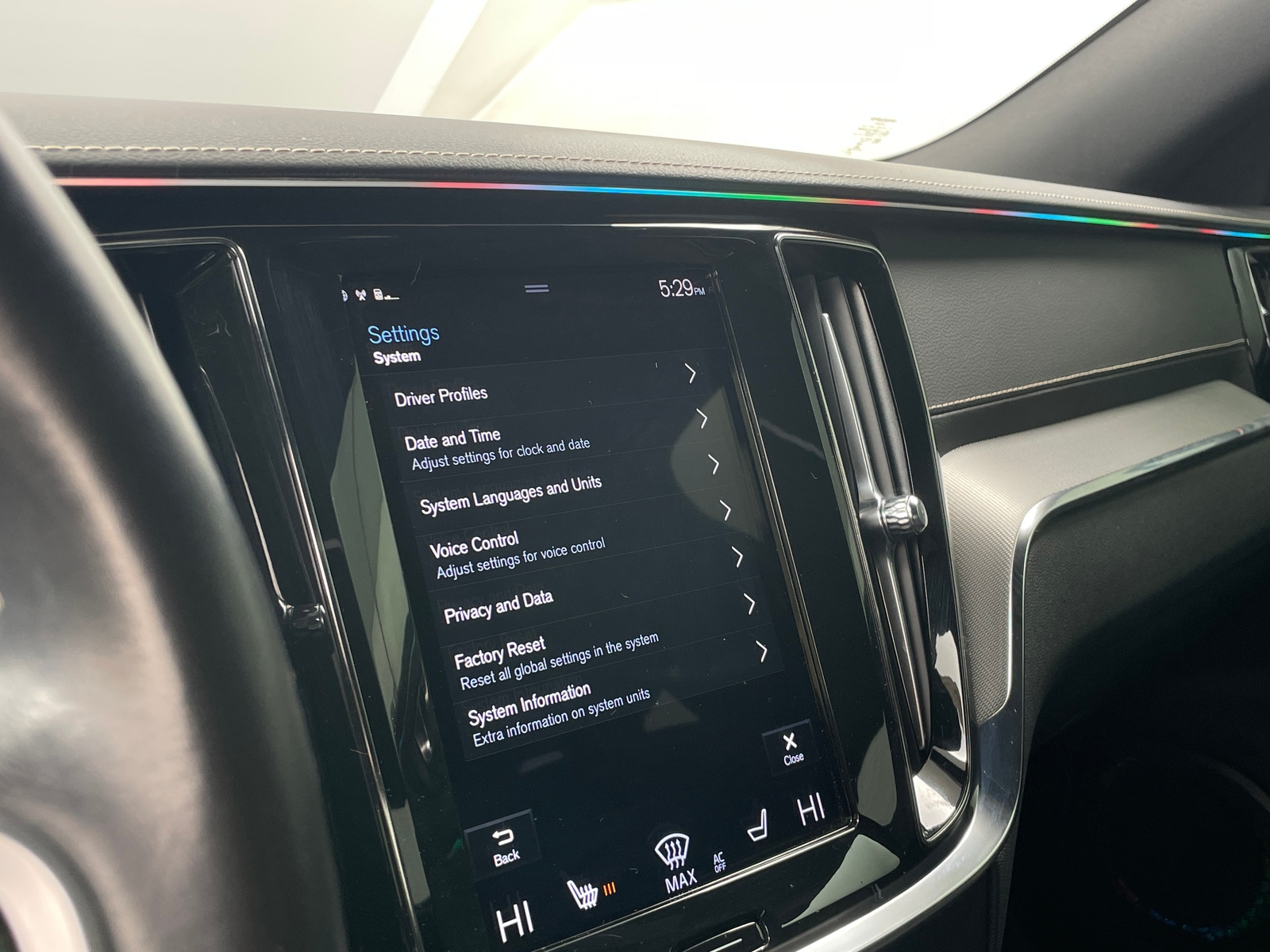 Thumbnail: 2021 Volvo S60 - 3