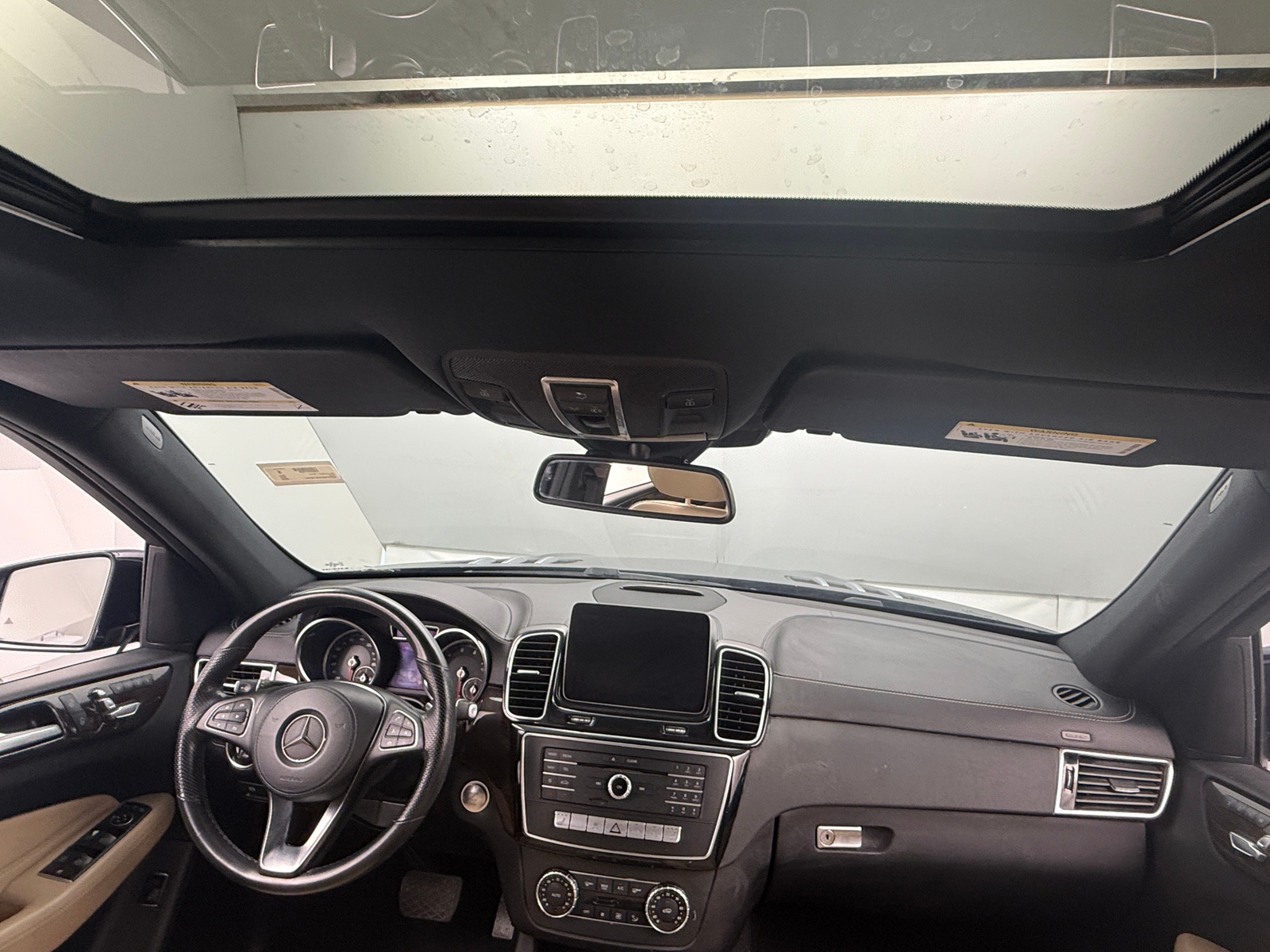 Thumbnail: 2018 Mercedes-Benz GLS - 2