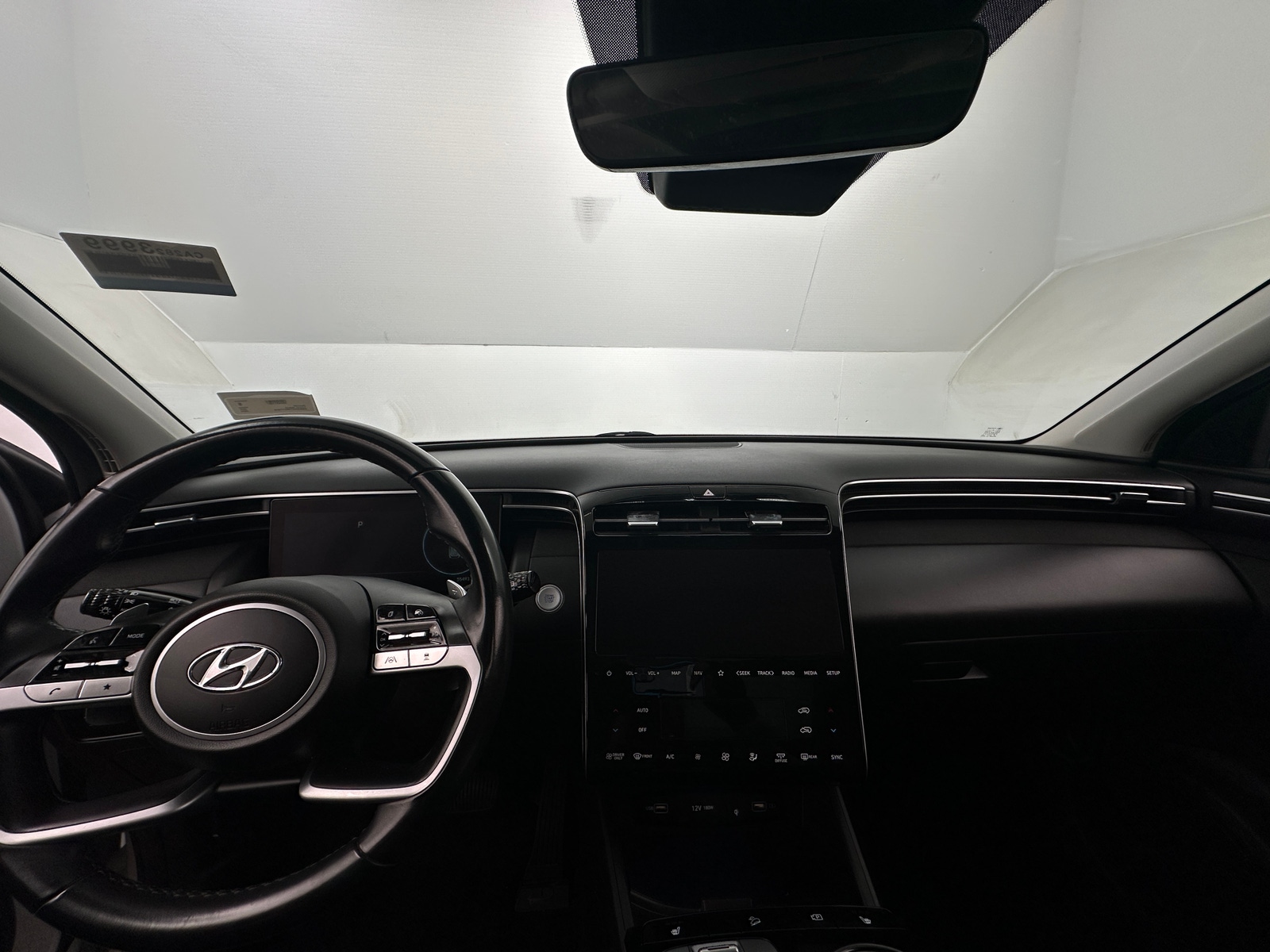 Thumbnail: 2024 Hyundai Tucson - 3