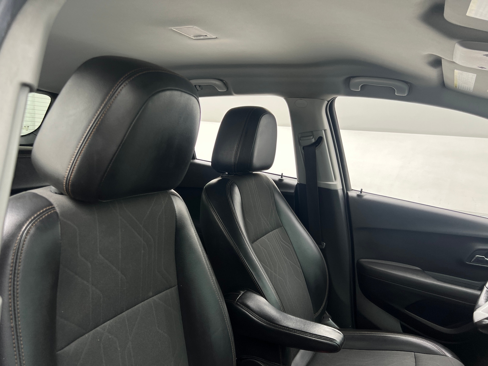 Thumbnail: 2018 Chevrolet Trax - 2