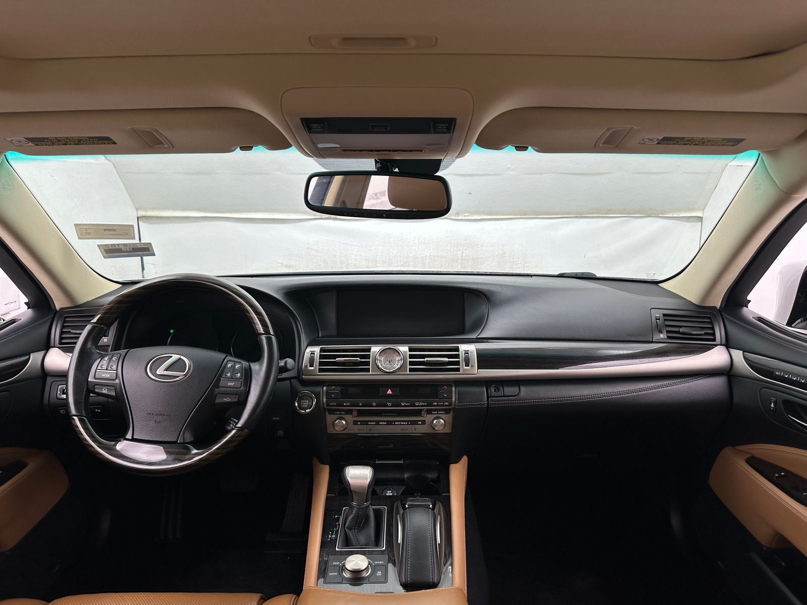 Thumbnail: 2017 Lexus LS - 2