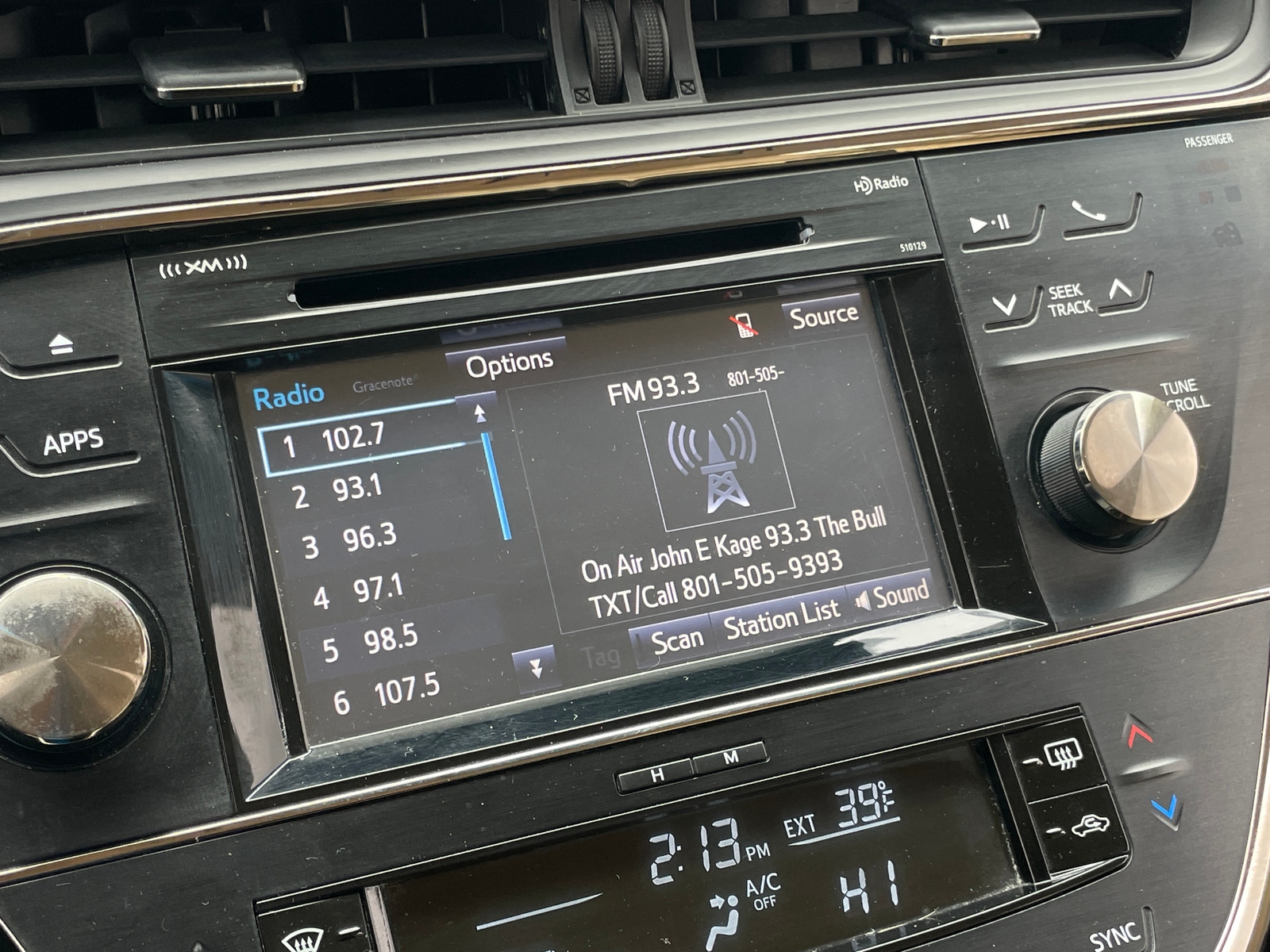 Thumbnail: 2016 Toyota Avalon - 4