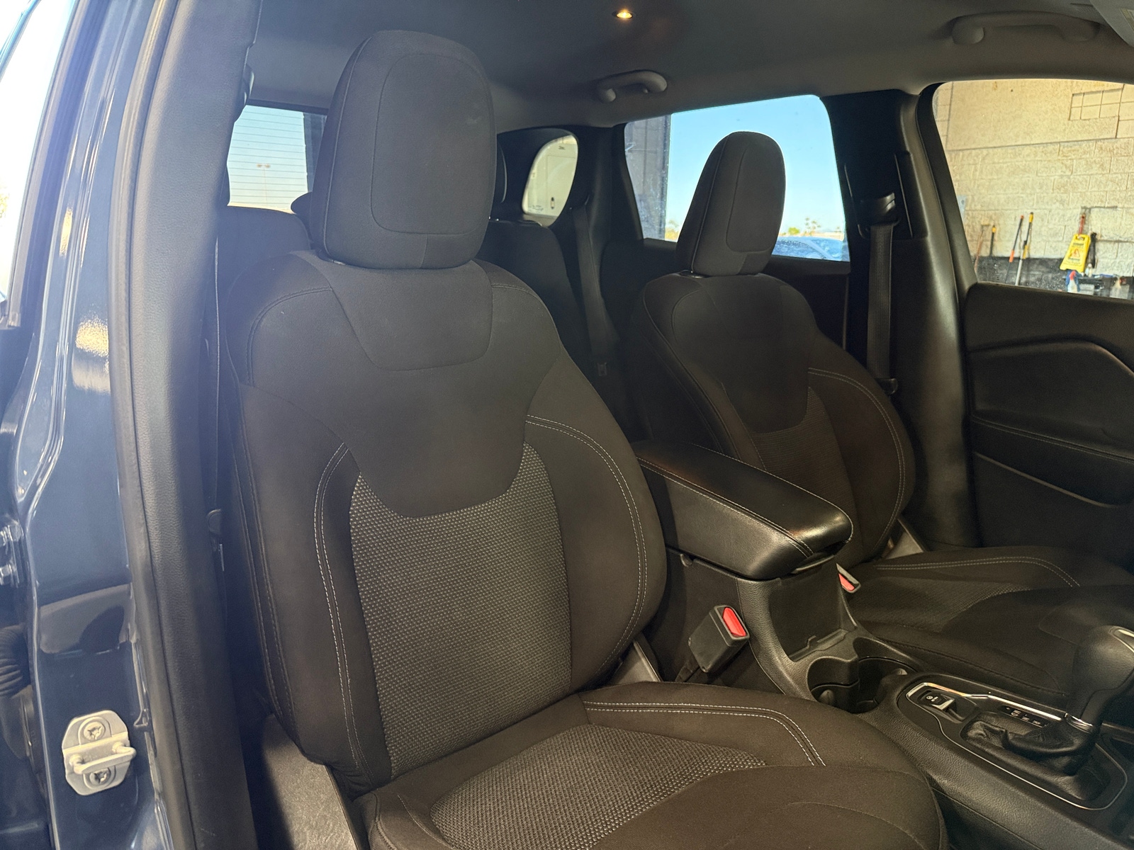 Thumbnail: 2020 Jeep Cherokee - 2